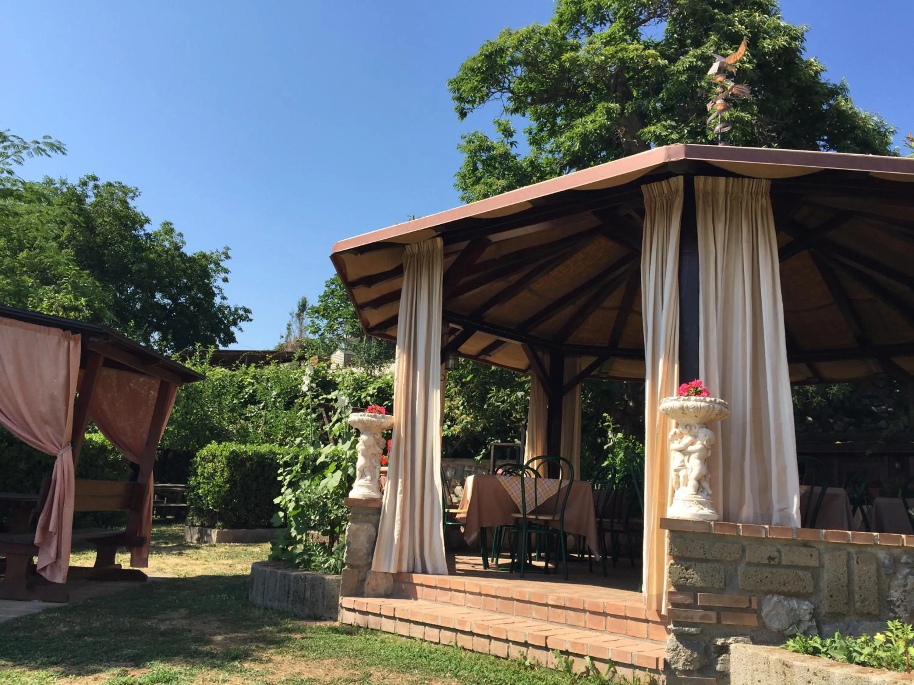 Garden in Agriturismo La Baita