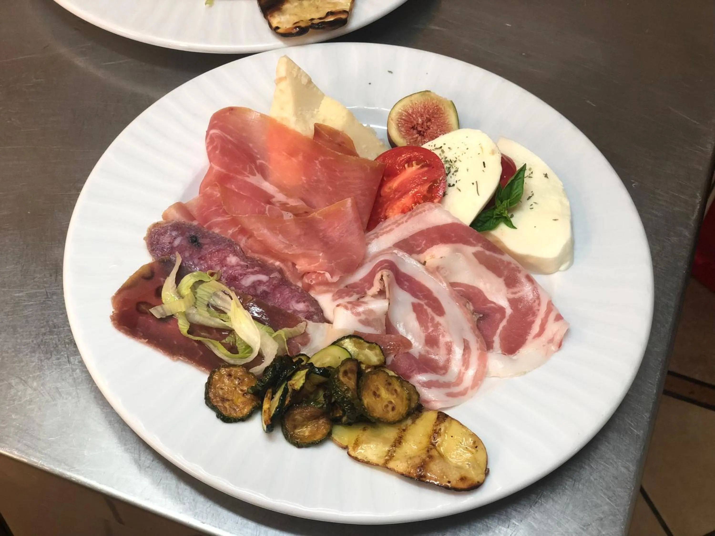 Restaurant/places to eat in Agriturismo La Baita