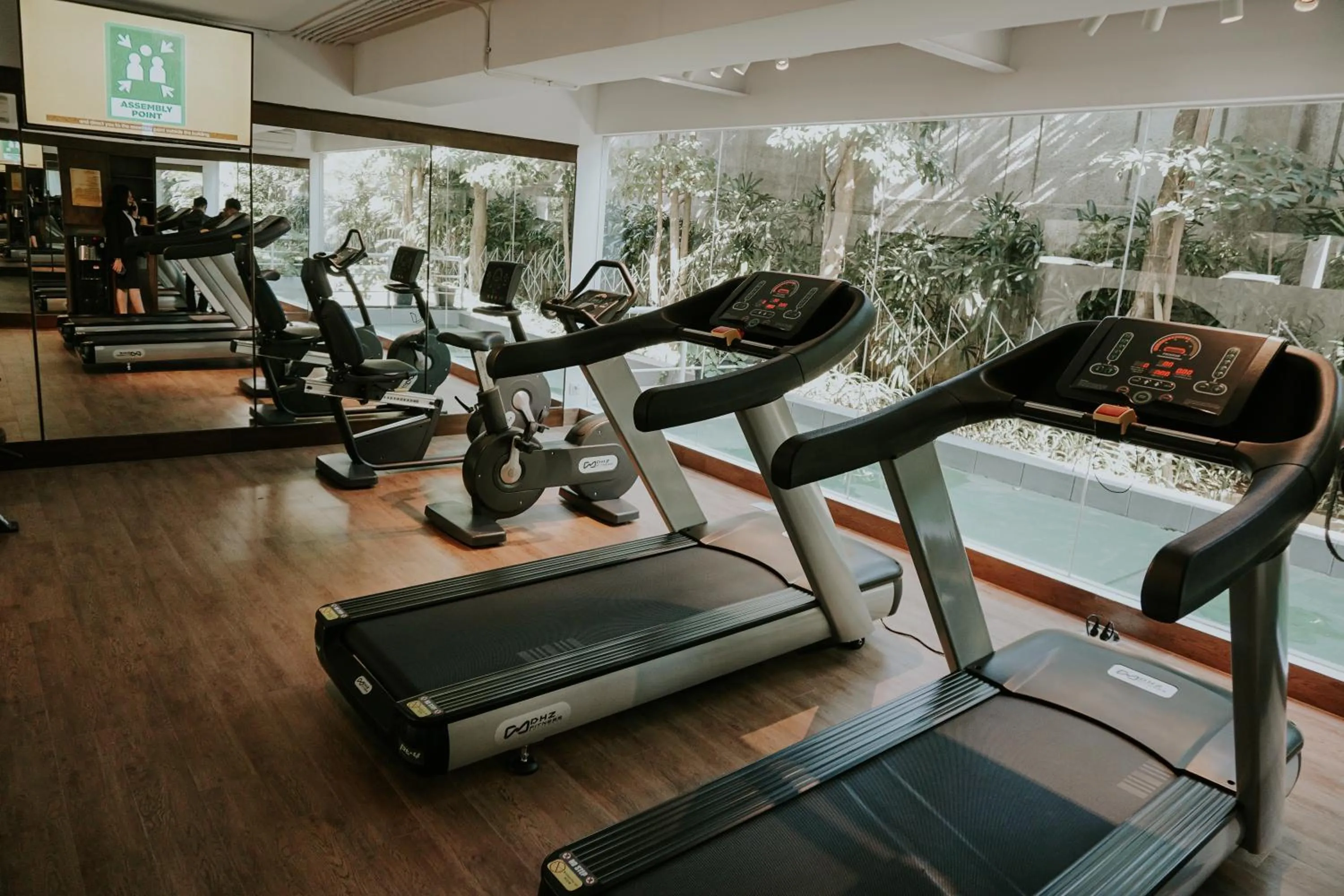 Fitness centre/facilities in Kampi Hotel Tunjungan - Surabaya