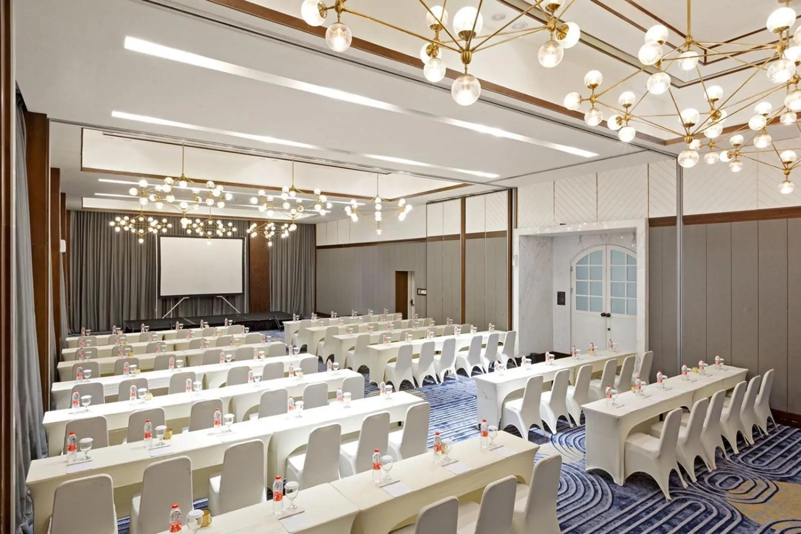 Meeting/conference room in Kampi Hotel Tunjungan - Surabaya