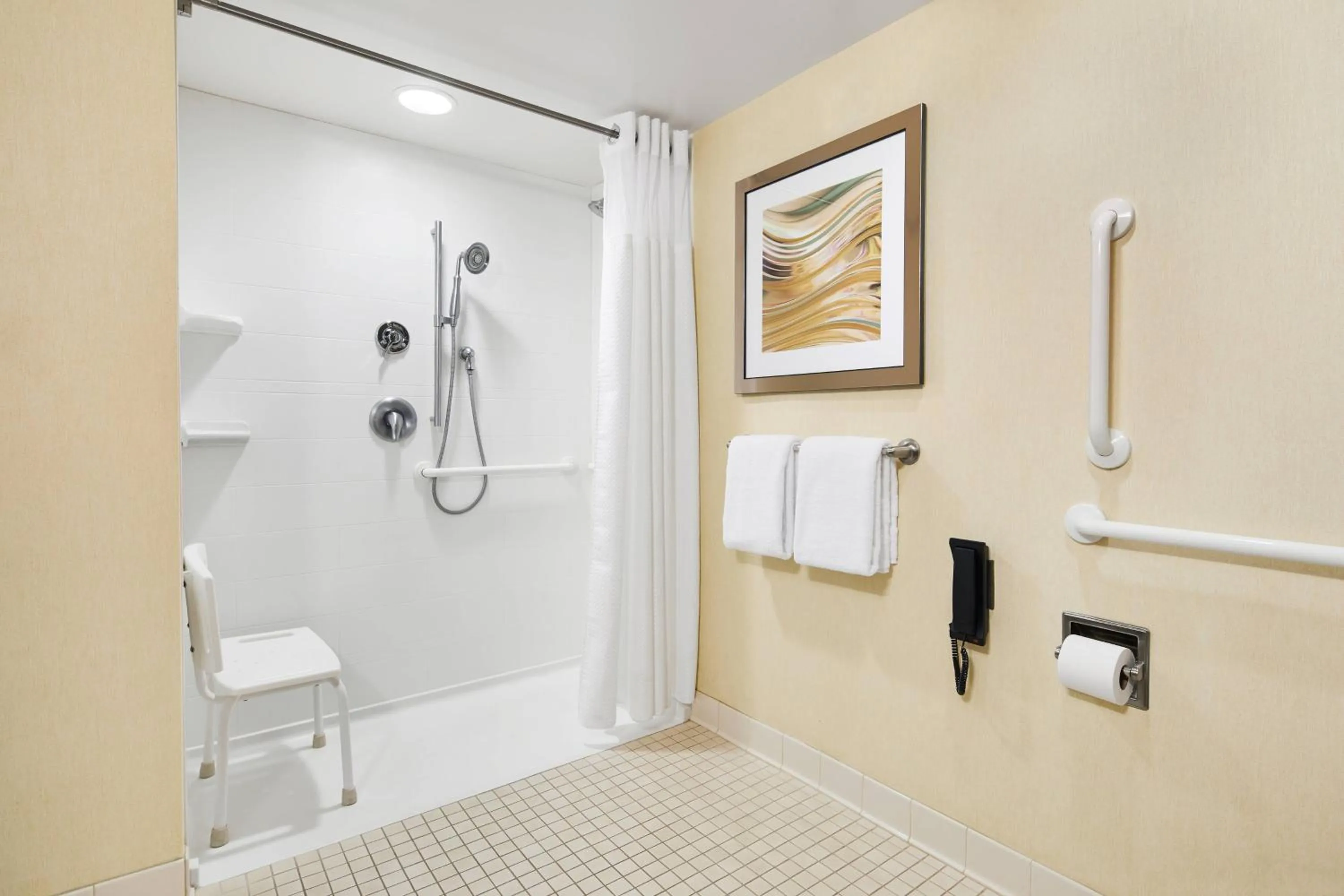 Bathroom in Courtyard by Marriott Newark Downtown