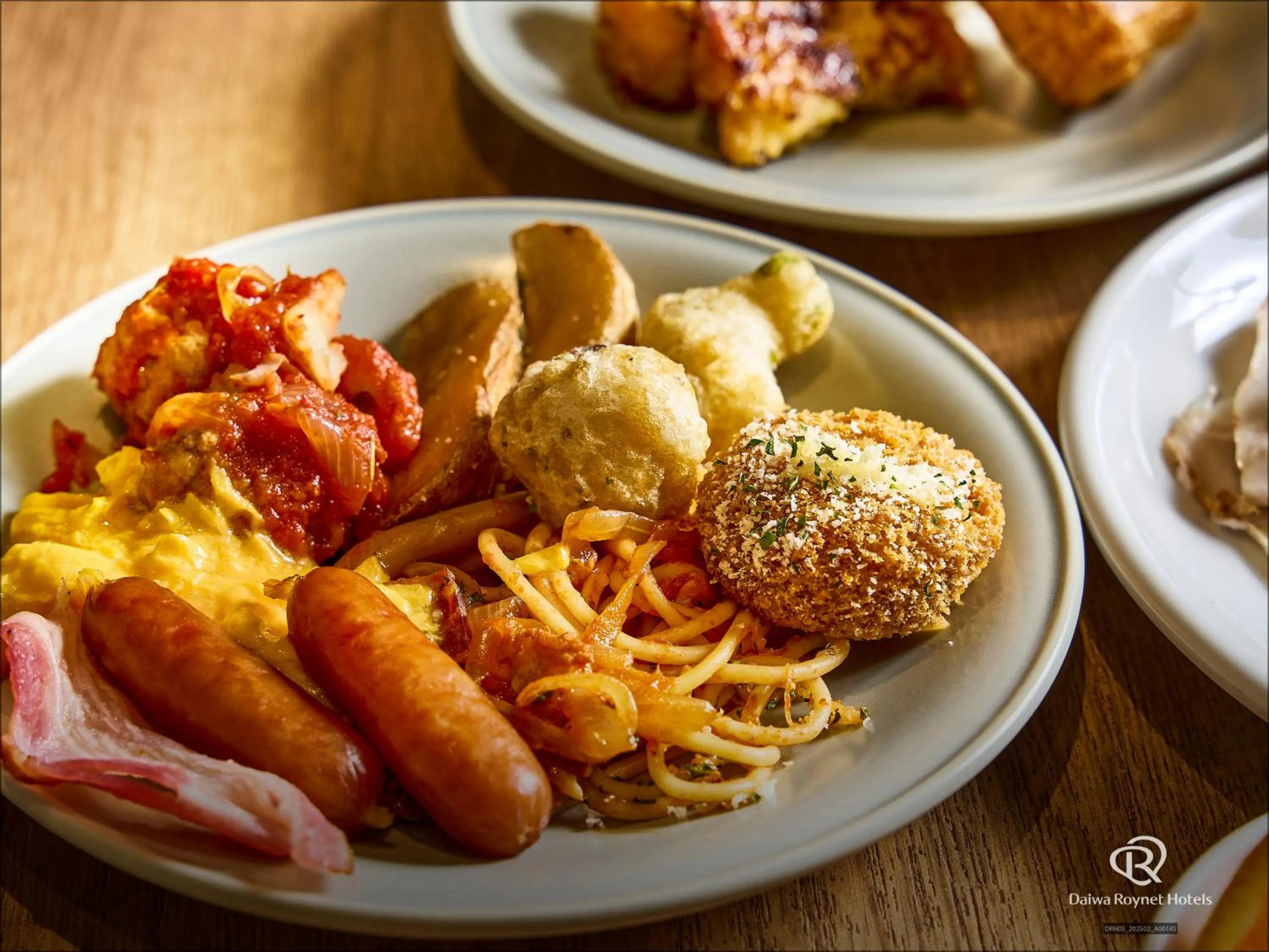 Breakfast in DEL style Osaka-Shinsaibashi by Daiwa Roynet Hotel