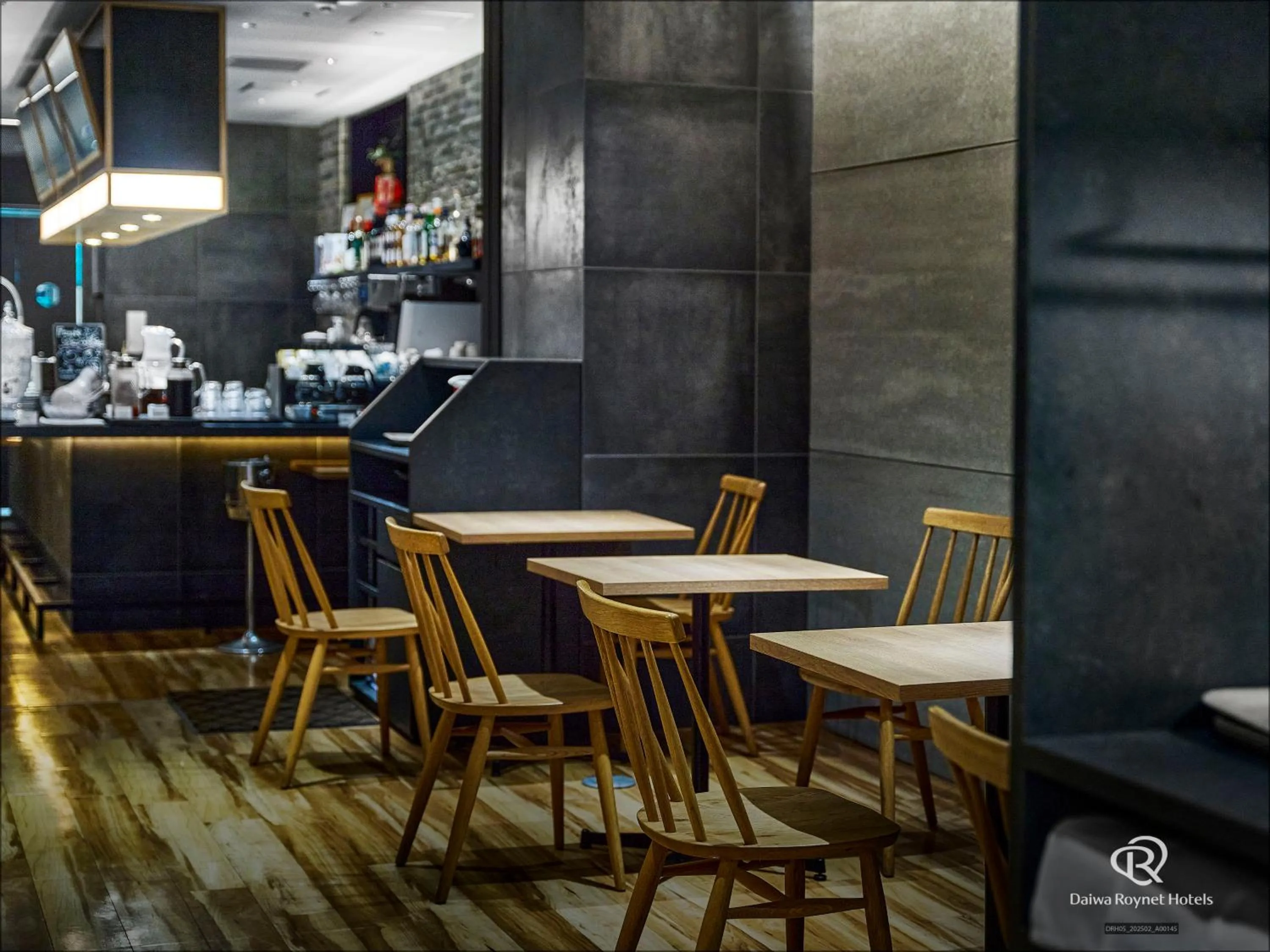 Breakfast in DEL style Osaka-Shinsaibashi by Daiwa Roynet Hotel