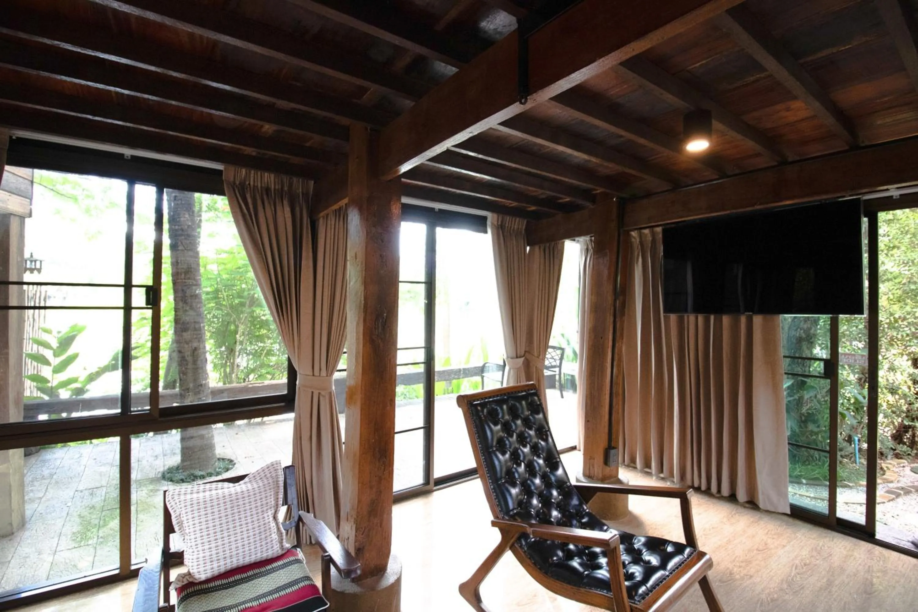 Living room in Royal Train Garden Resort