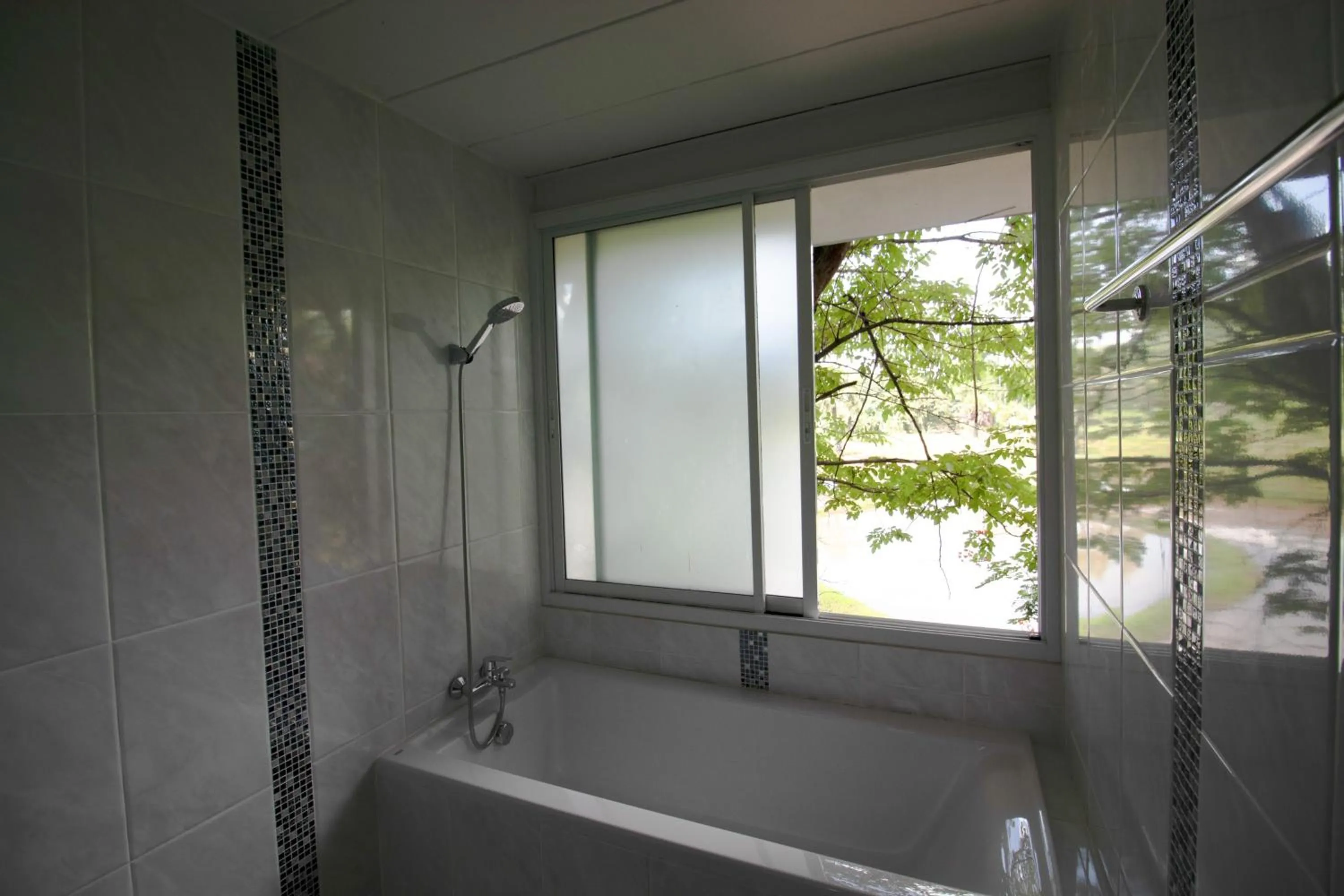 Bathroom in Royal Train Garden Resort