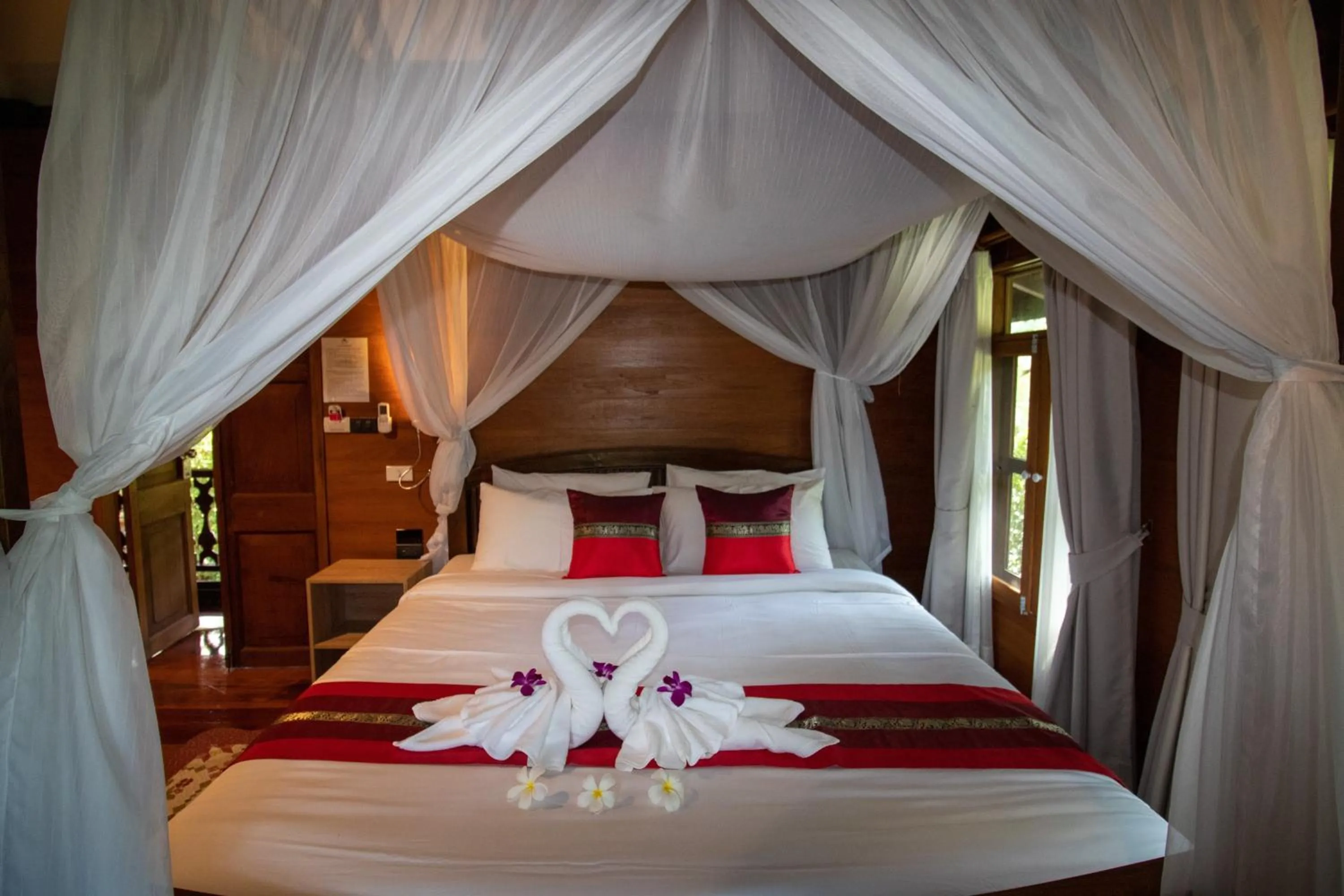 Bed in Royal Train Garden Resort