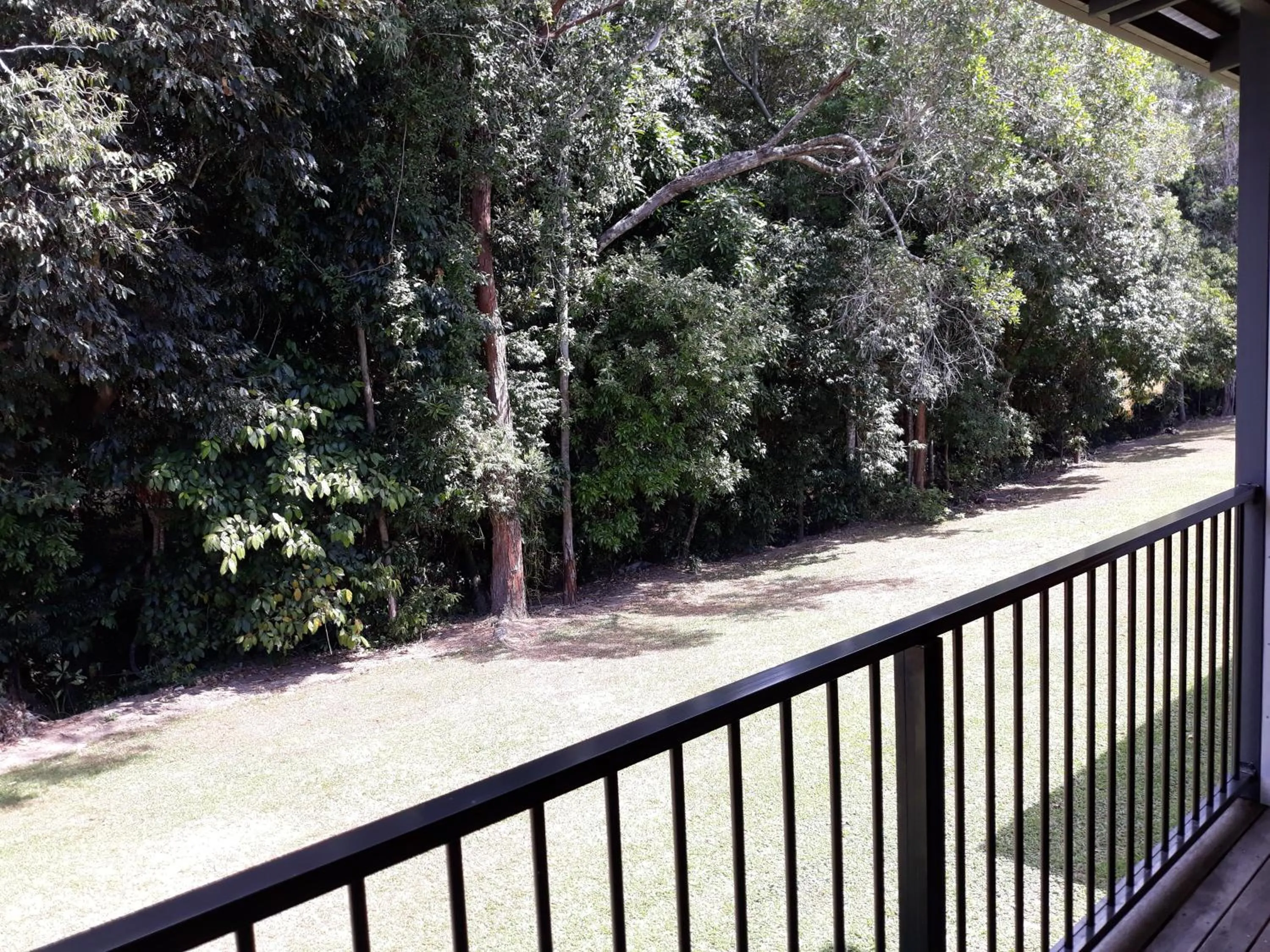 Garden view in Speewah Country Tavern