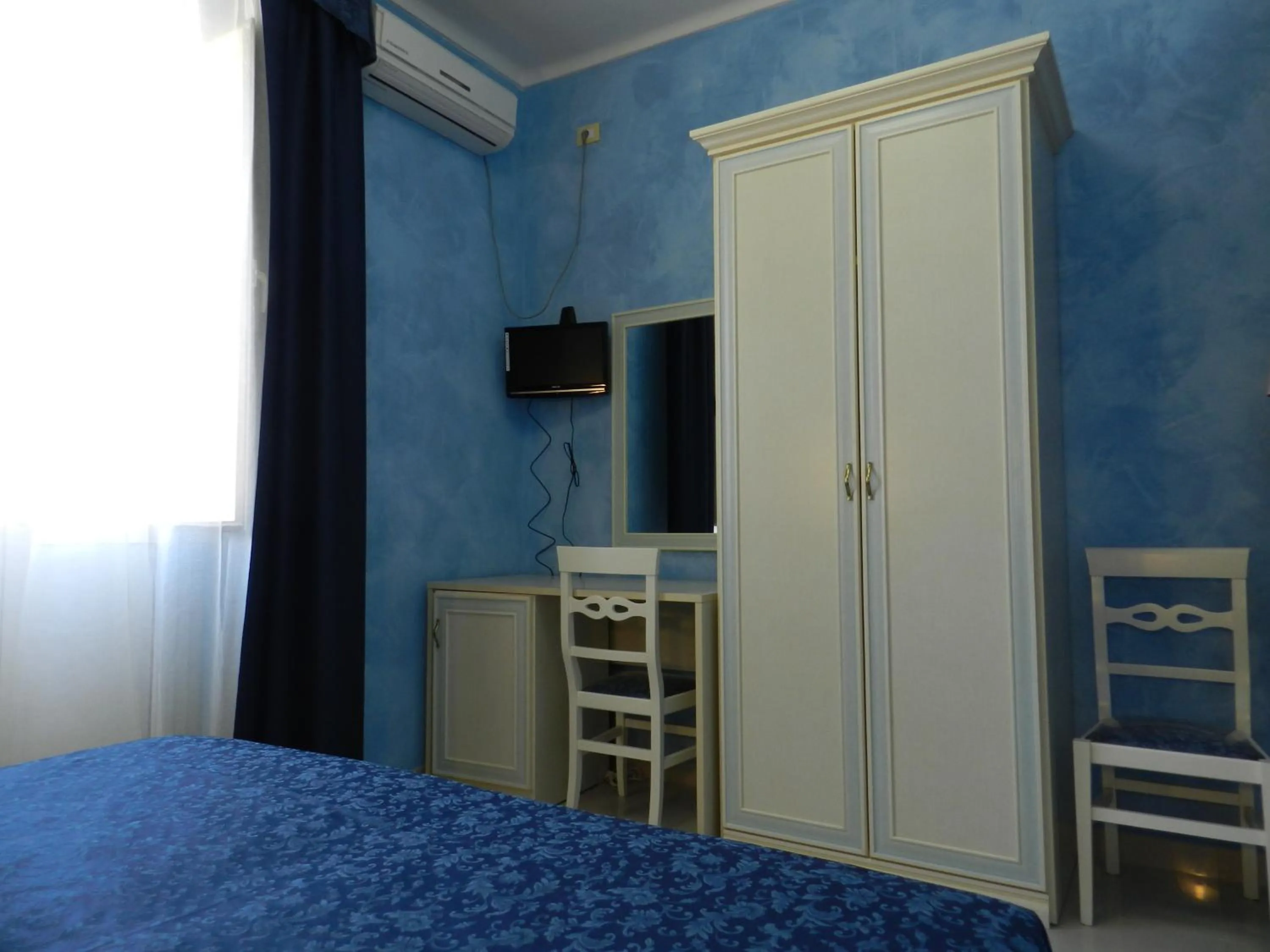 TV and multimedia, Bed in Hotel Air Palace Lingotto