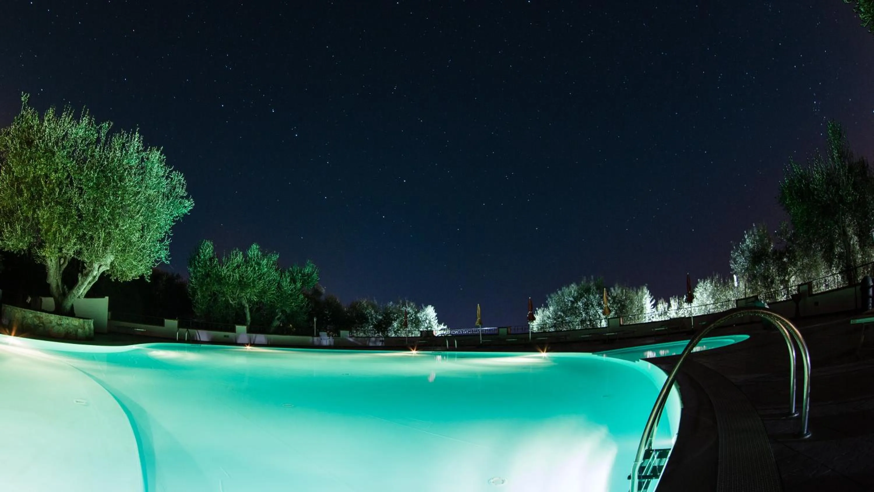 Night in Zagare Residence