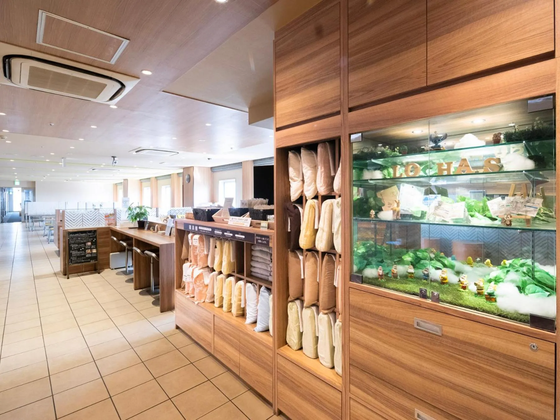 Restaurant/places to eat in Super Hotel Tozai line Ichikawa Myoden Ekimae