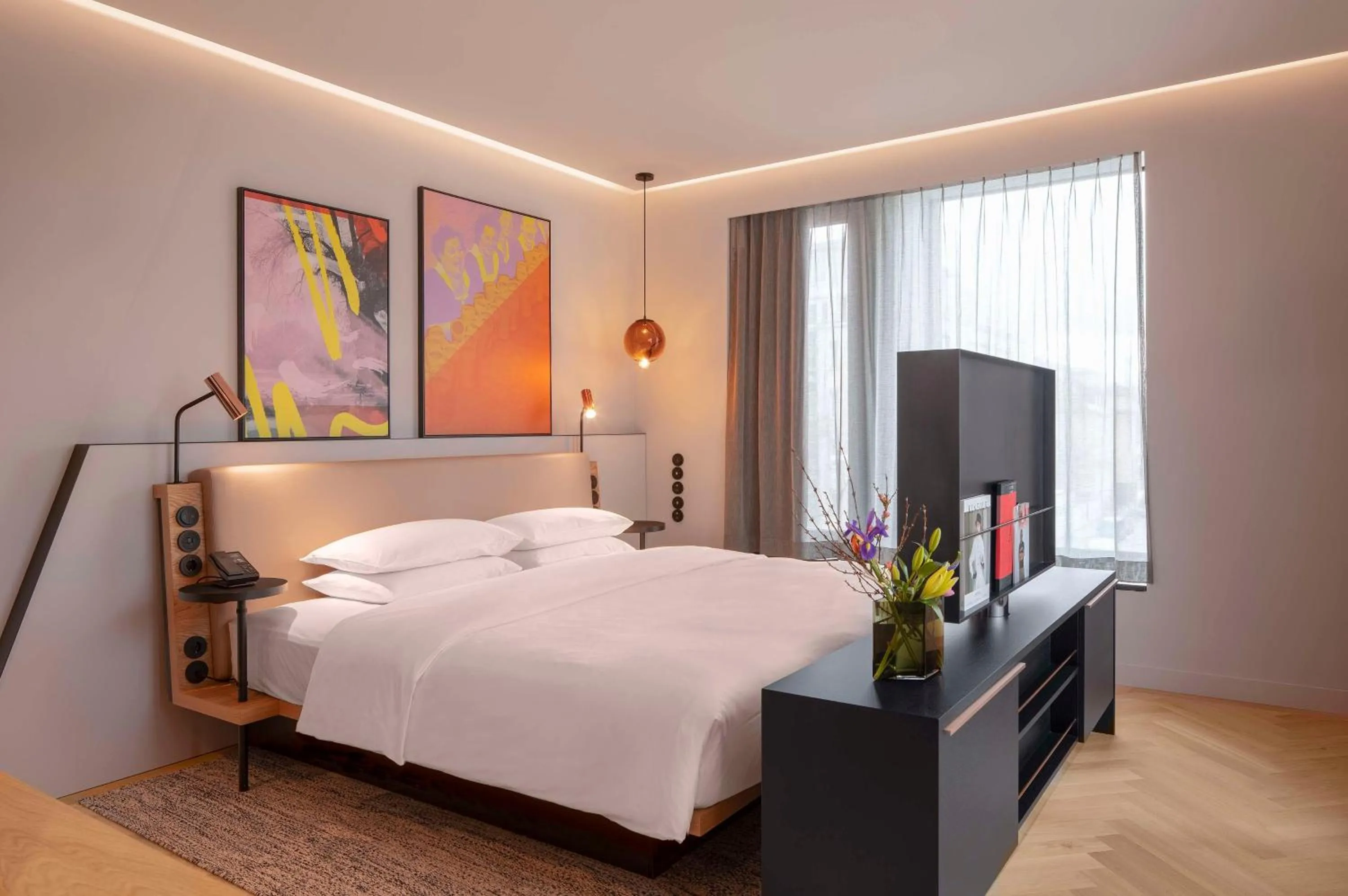 Photo of the whole room, Bed in Andaz Munich Schwabinger Tor, By Hyatt