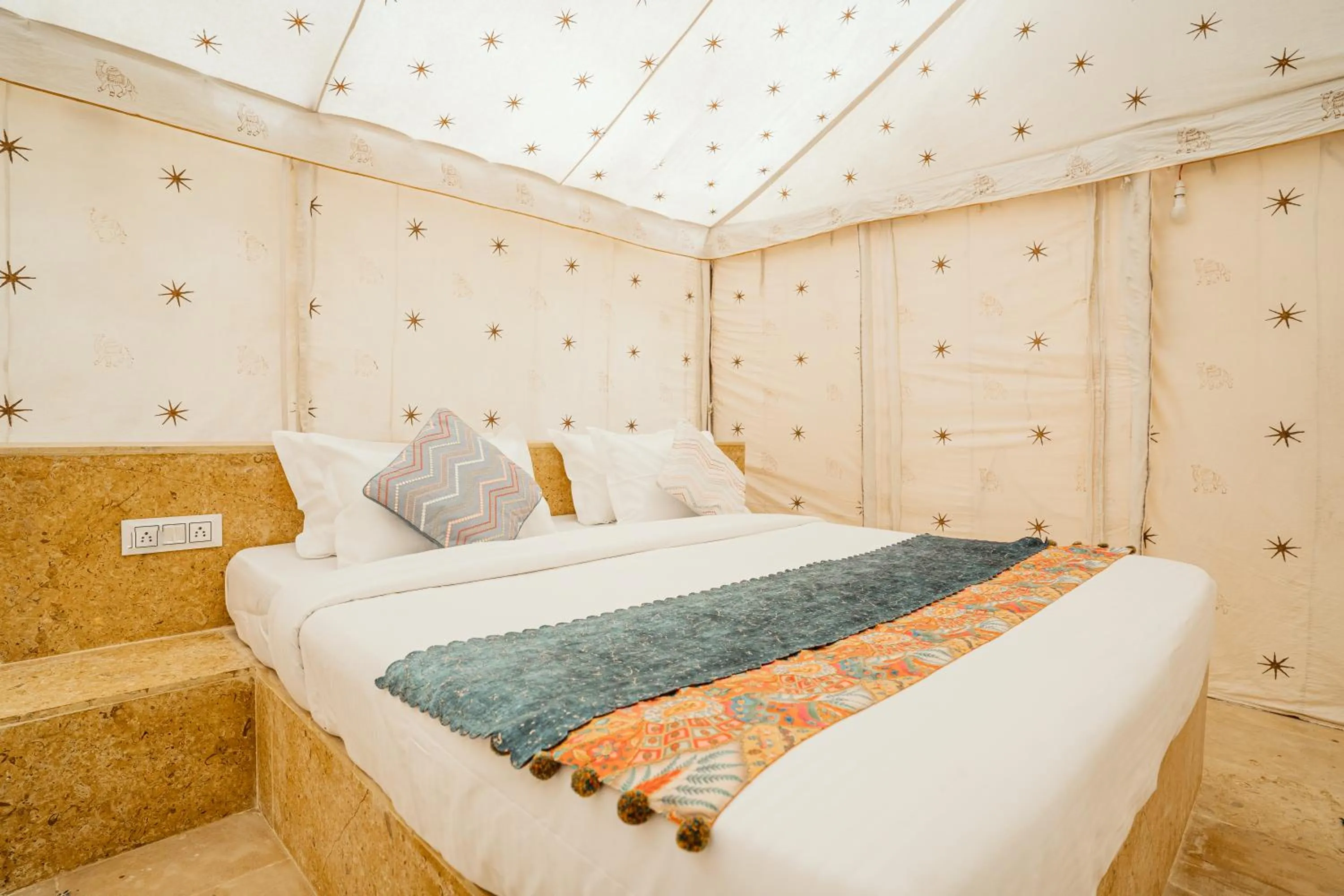 Bed in Tripli Hotels Stay Inn Resort Jaisalmer