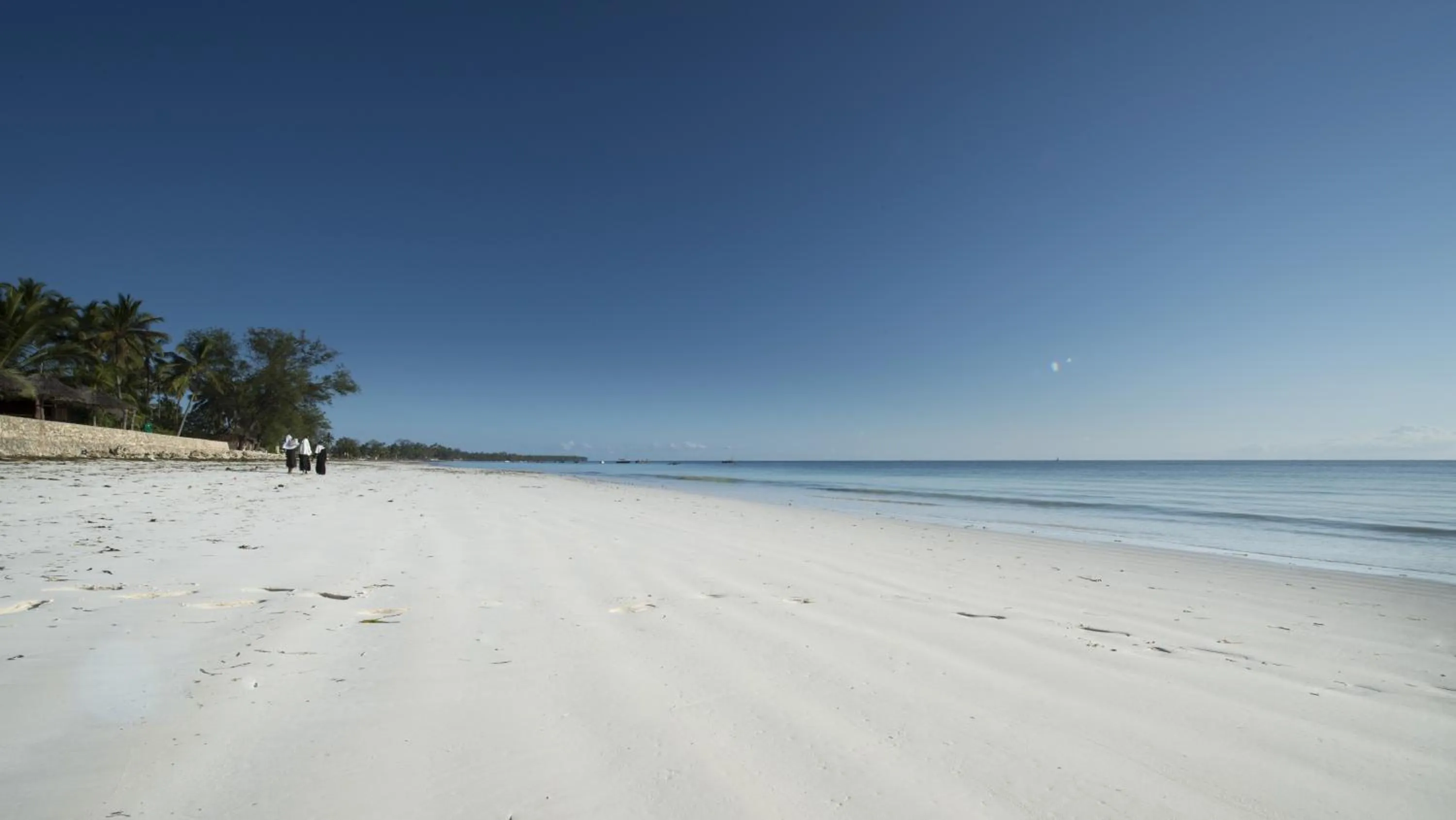 Beach in Uroa Bay Beach Resort
