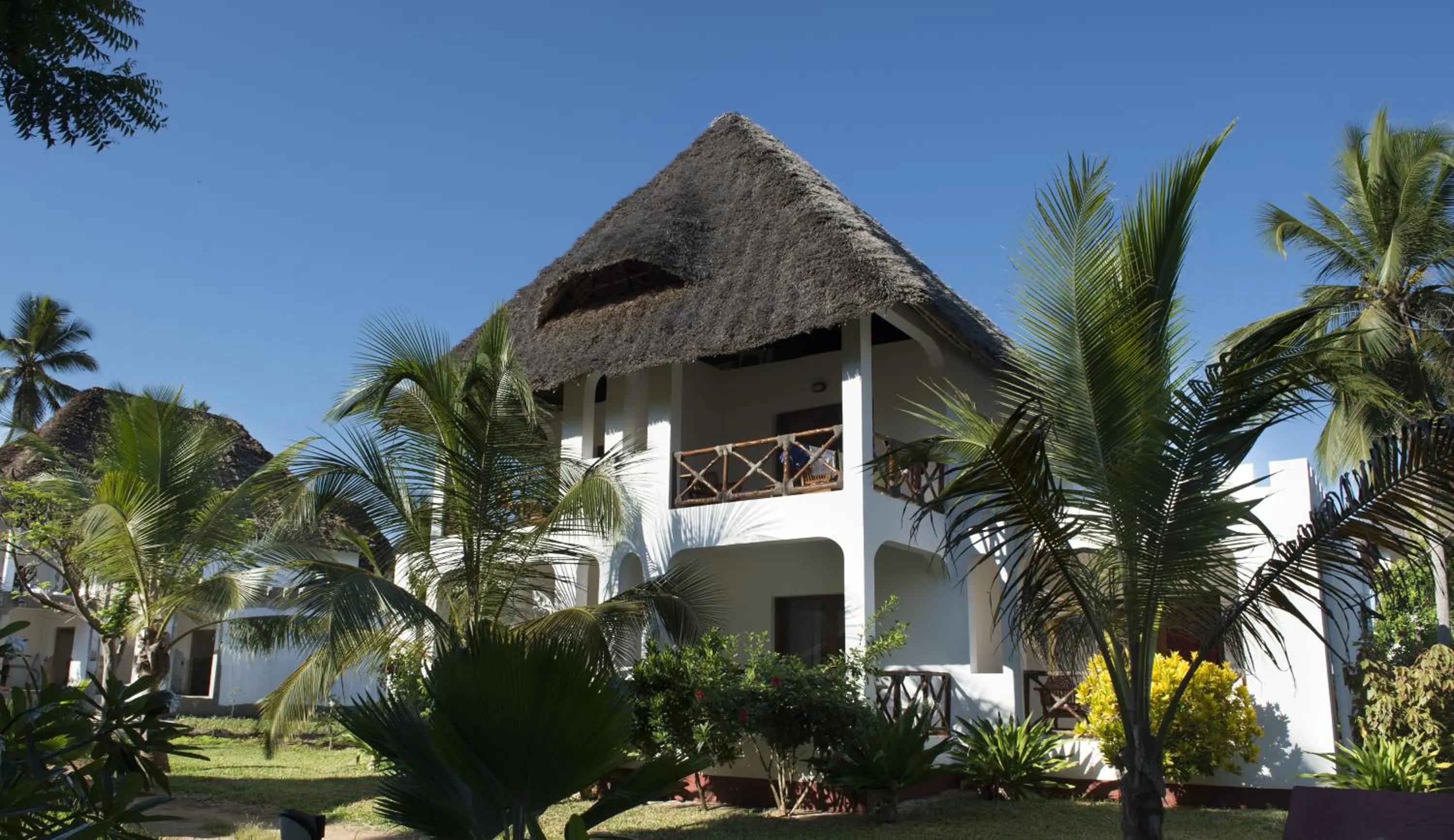 Facade/entrance in Uroa Bay Beach Resort