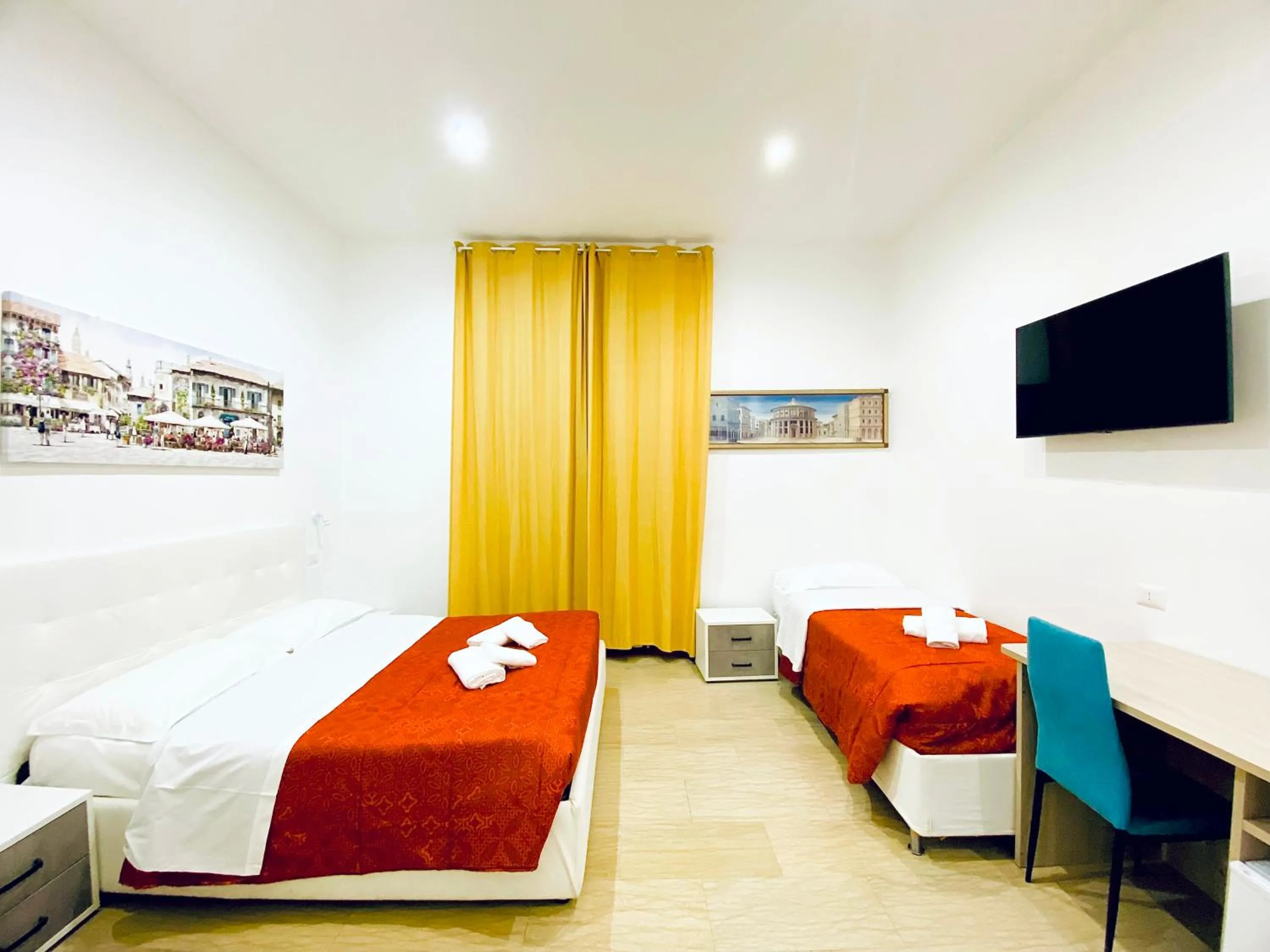 Communal lounge/ TV room, Bed in Tawhid Accomodation