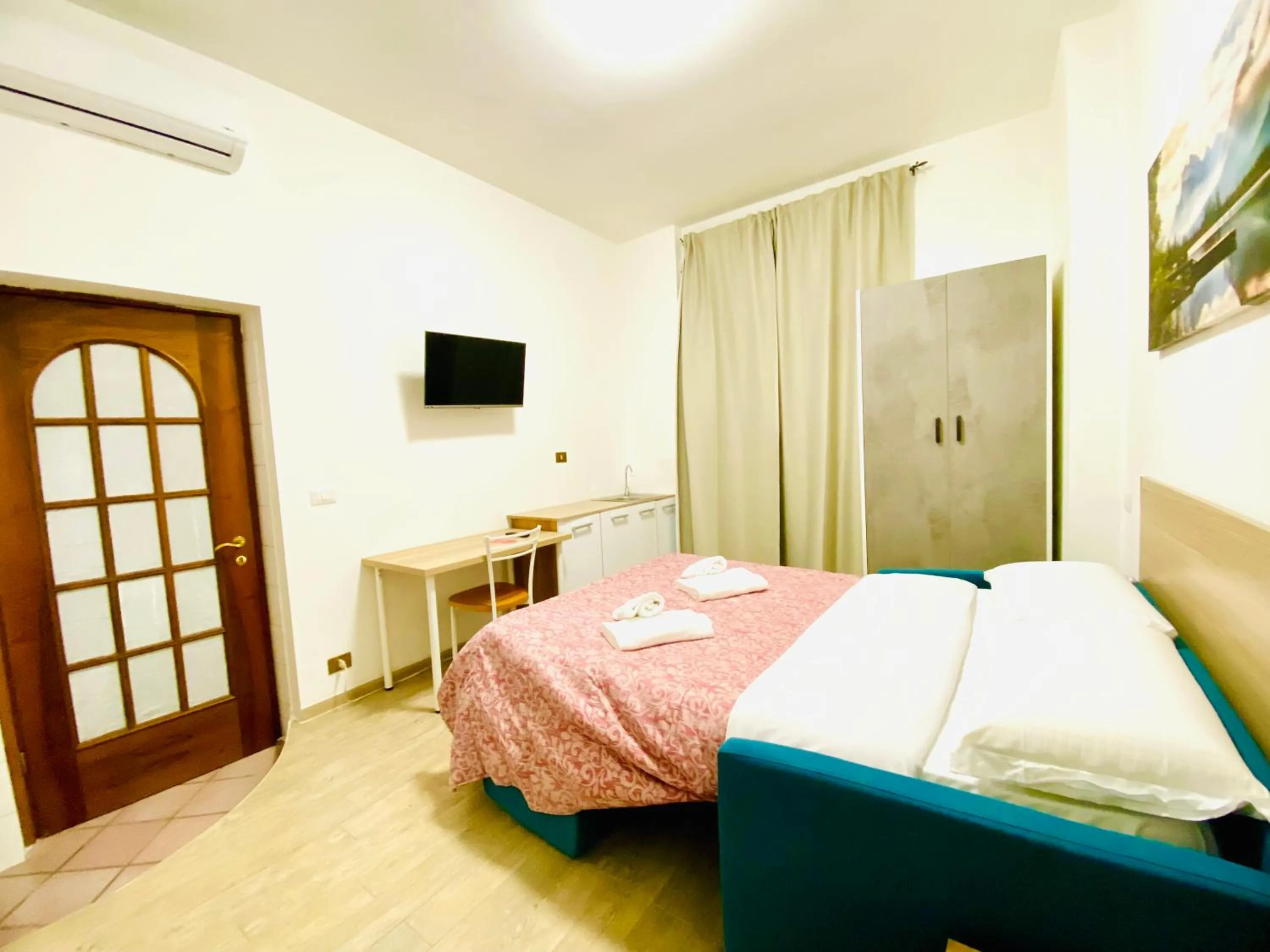 Bedroom, Bed in Tawhid Accomodation