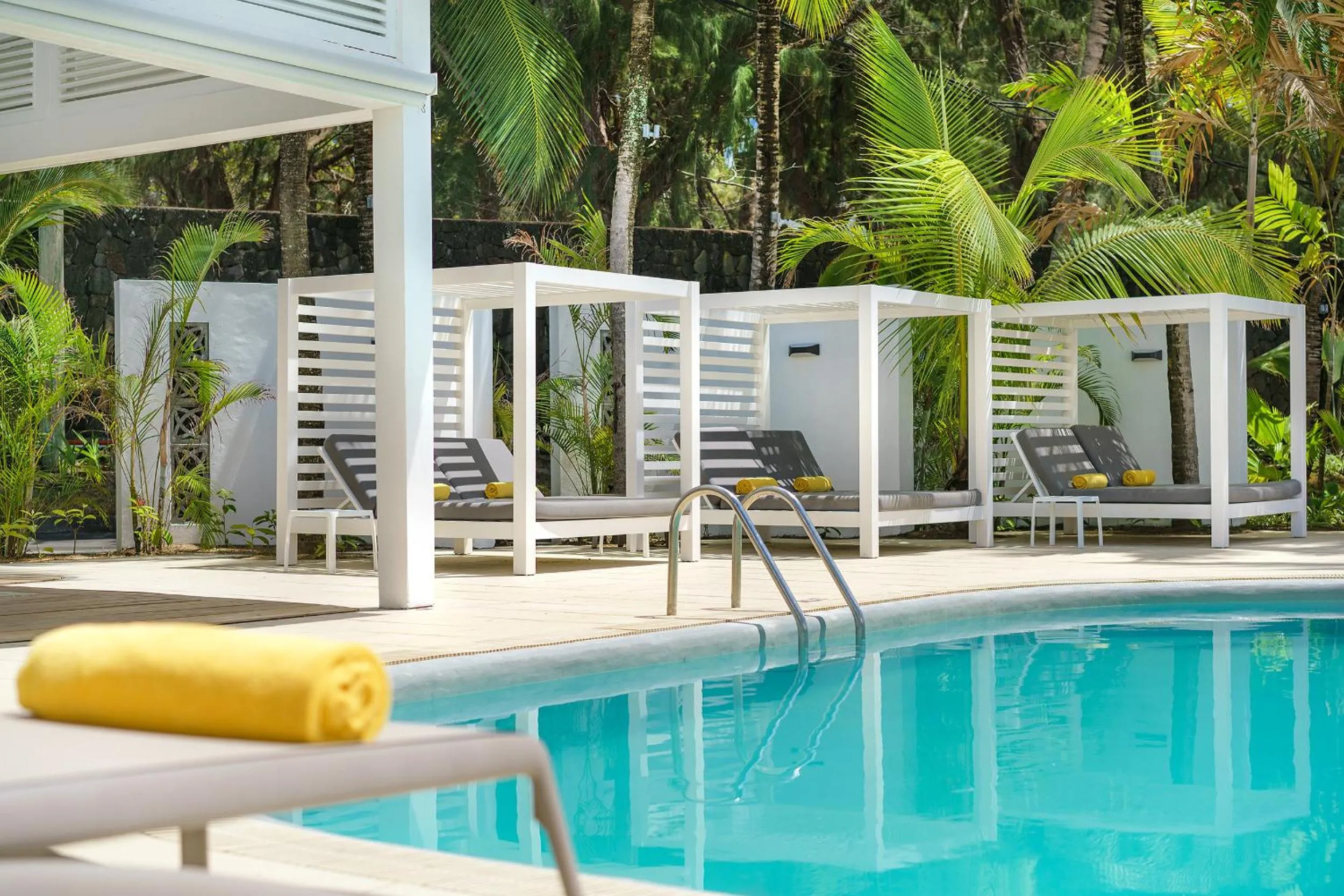 Swimming pool in Tropical Attitude (Adults Only)