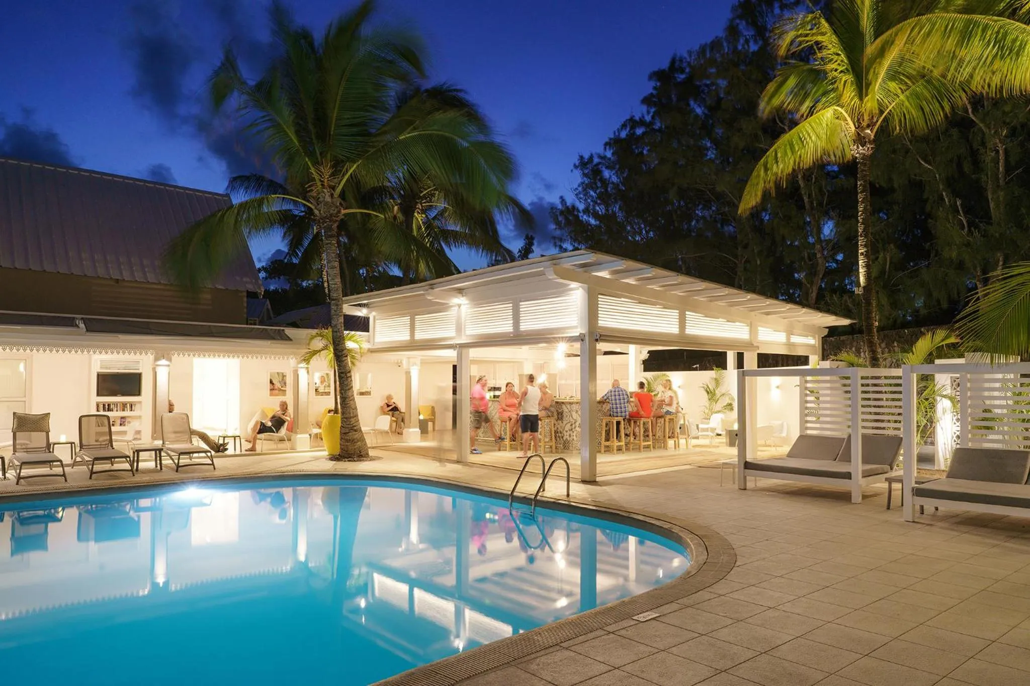 Night in Tropical Attitude (Adults Only)