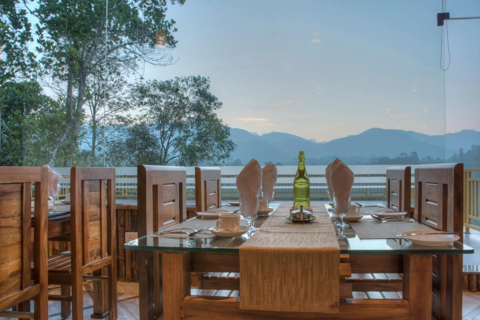 Restaurant/places to eat in Indeevara Luxury Resort and Spa, Wayanad