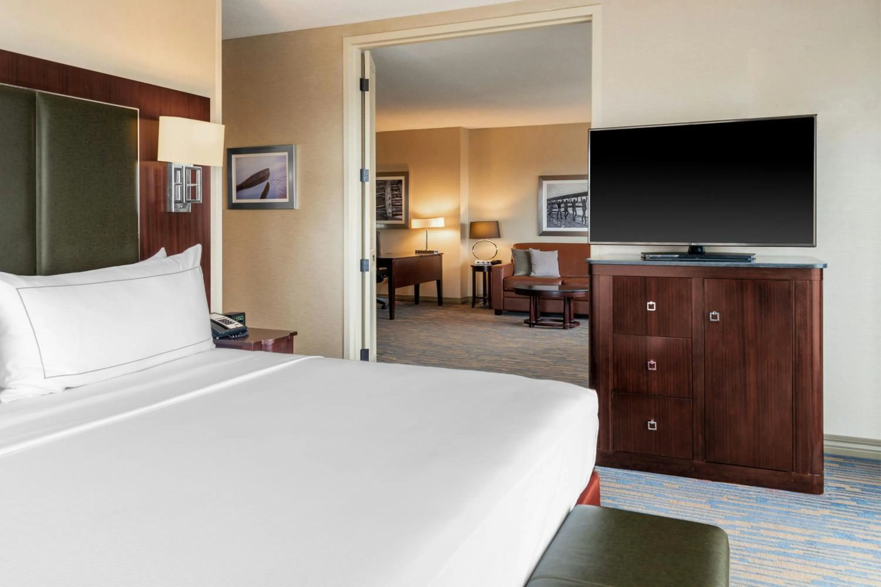 Bedroom, Bed in The Capital Suites Hotel