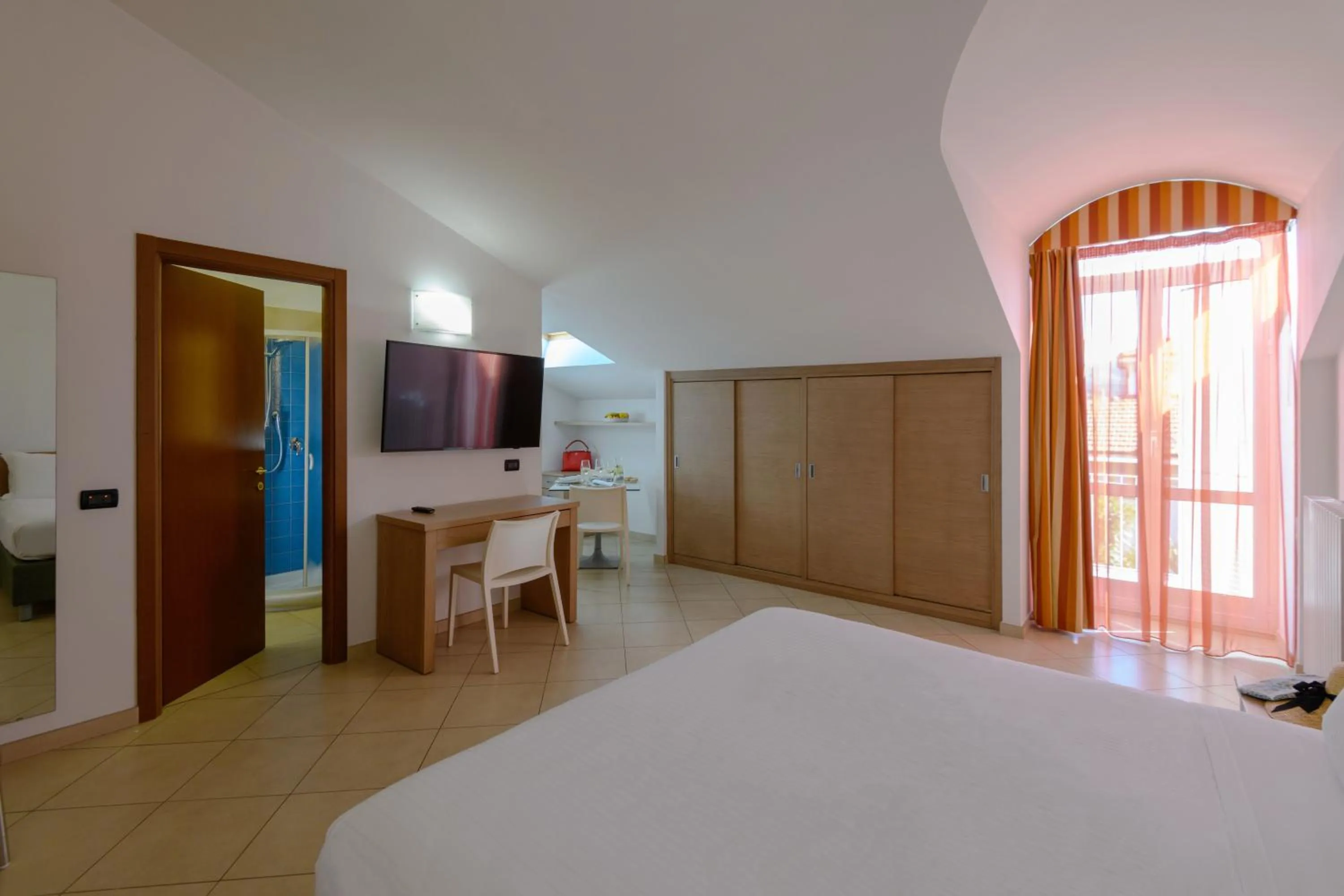 Bedroom, Bed in Hotel & Apartments Sasso