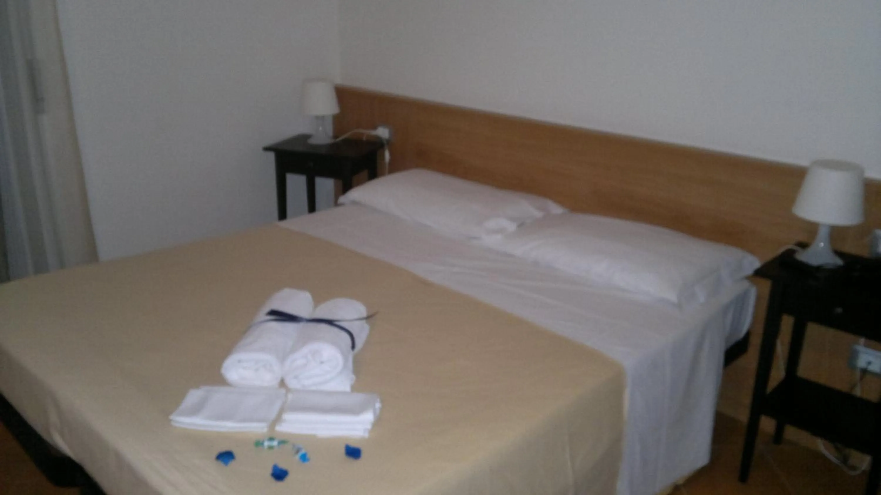 Bedroom in Hotel Leuco'