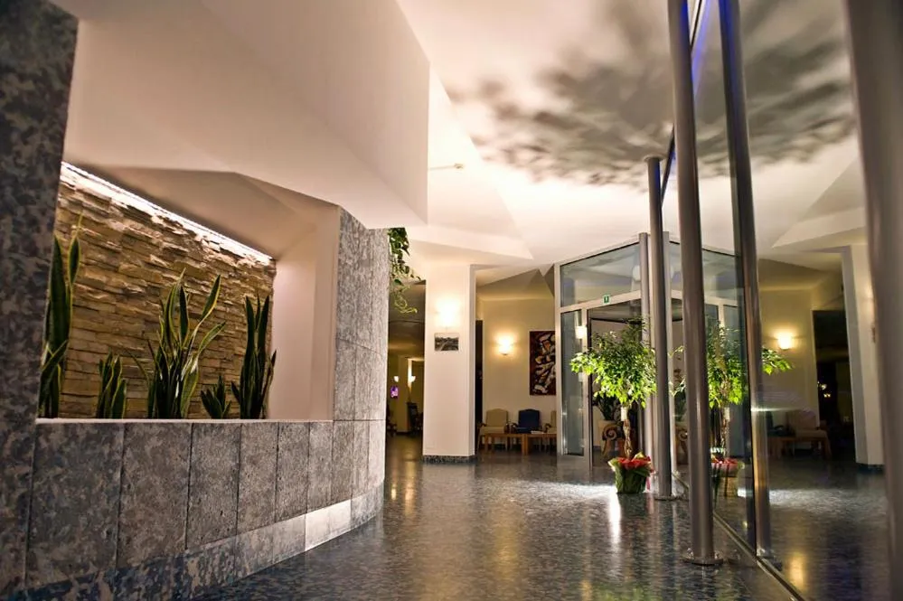 Lobby or reception in Hotel Leuco'