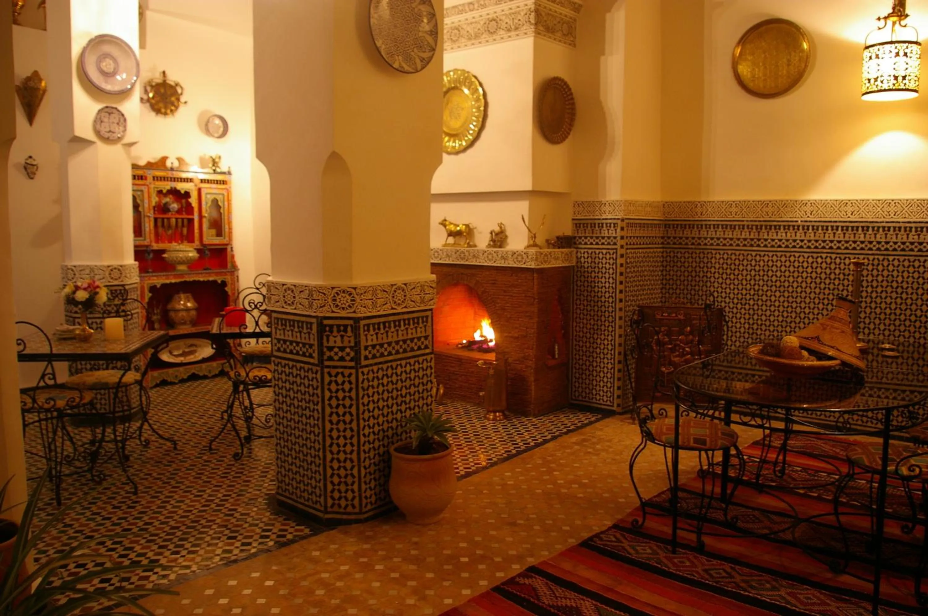 Restaurant/places to eat in Riad Fes Kettani