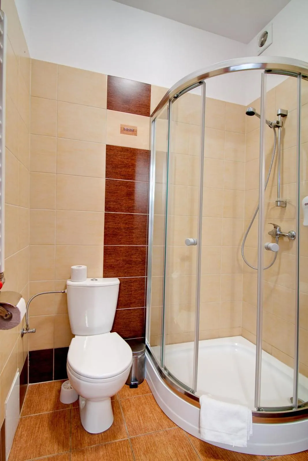 Shower in Centrum Restauracyjno-Hotelowe Florres