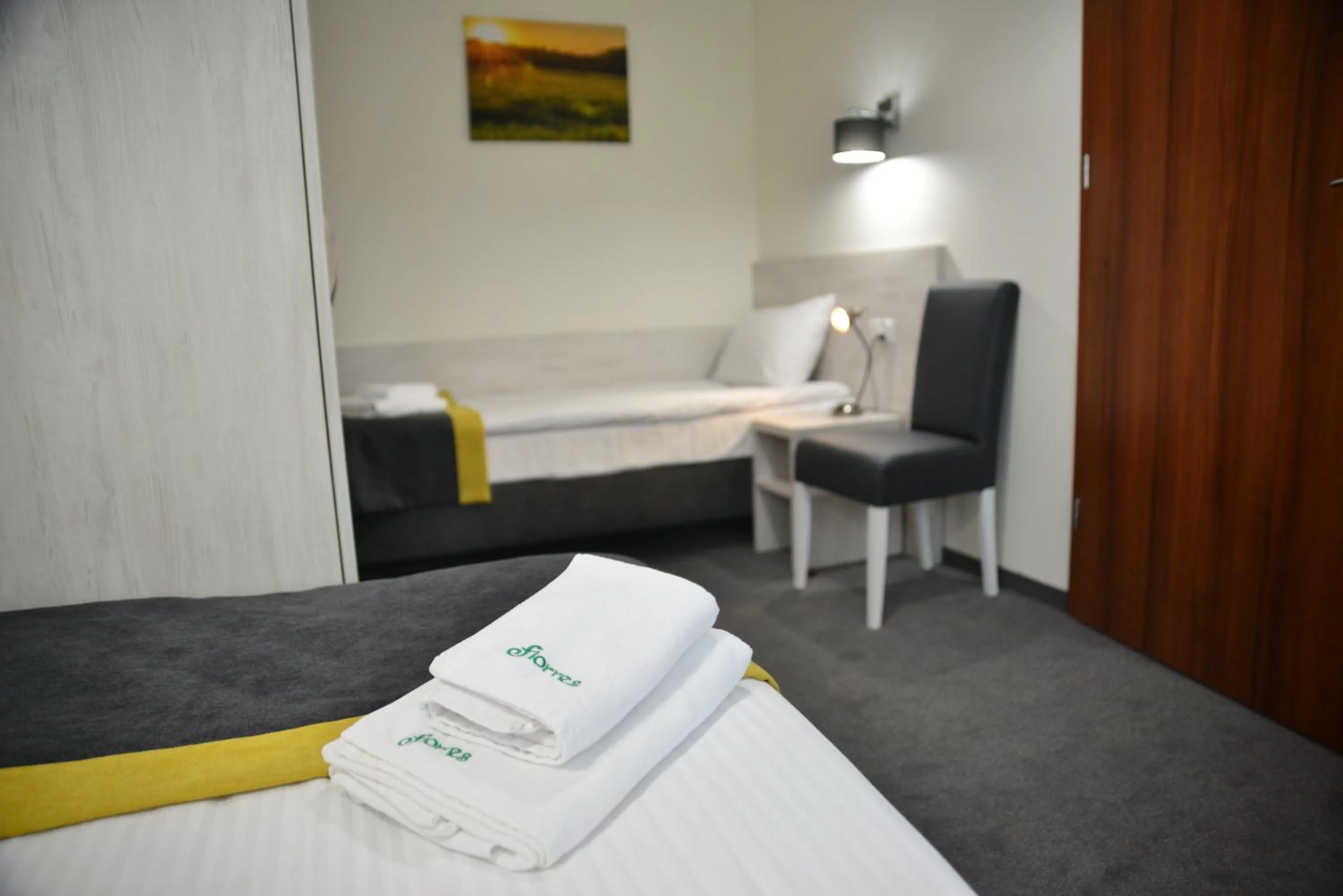 Bed in Centrum Restauracyjno-Hotelowe Florres