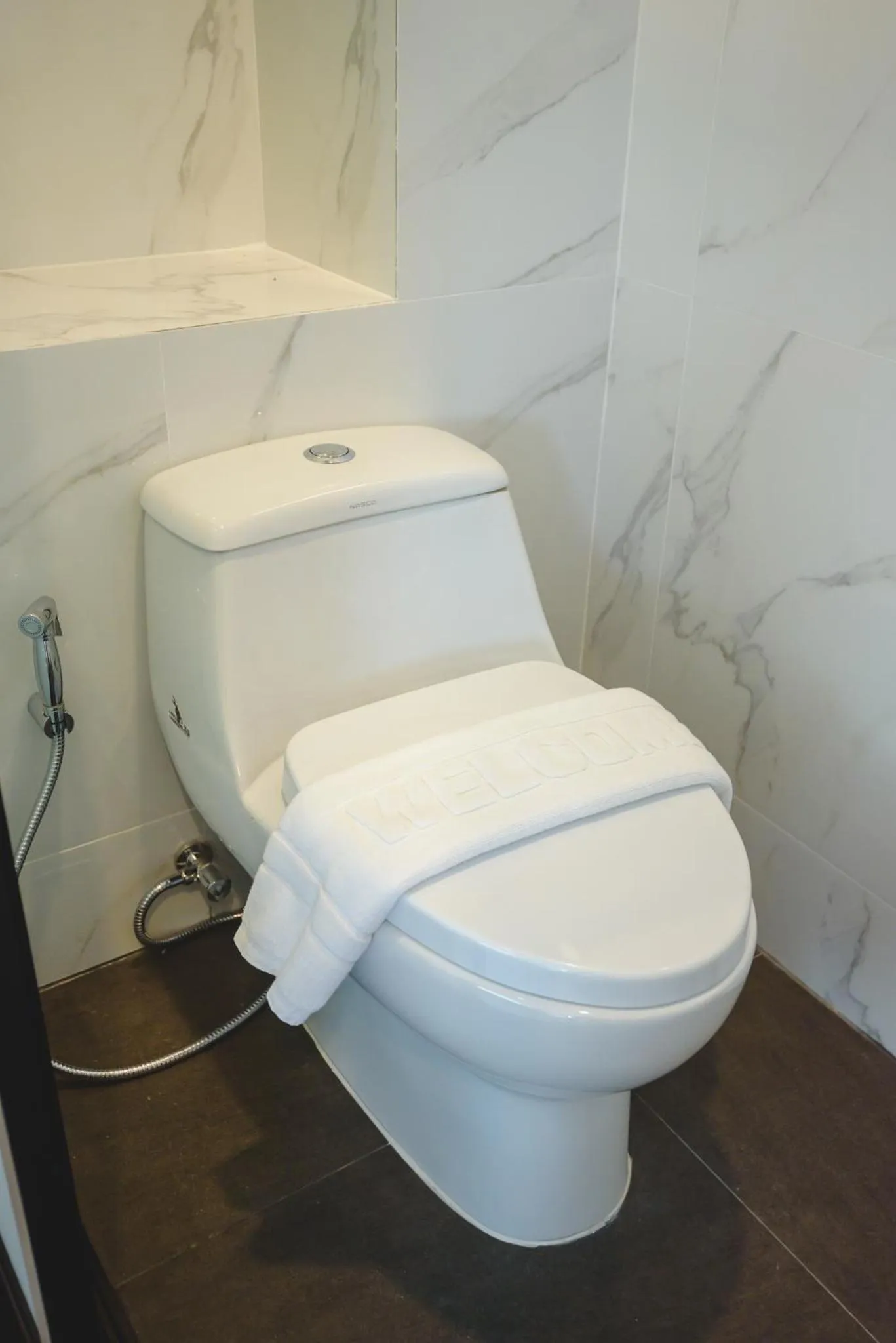 Phuengluang Riverside Hotel Chanthaburi