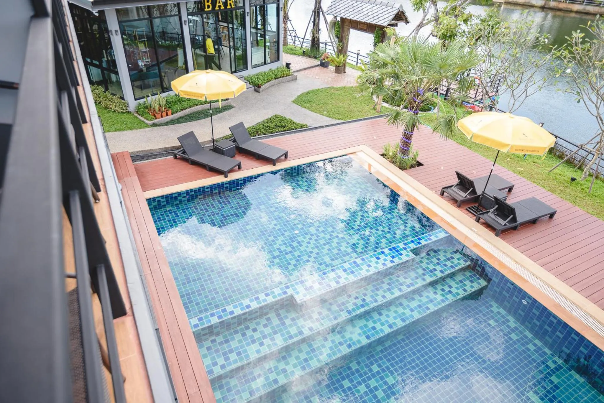 Phuengluang Riverside Hotel Chanthaburi