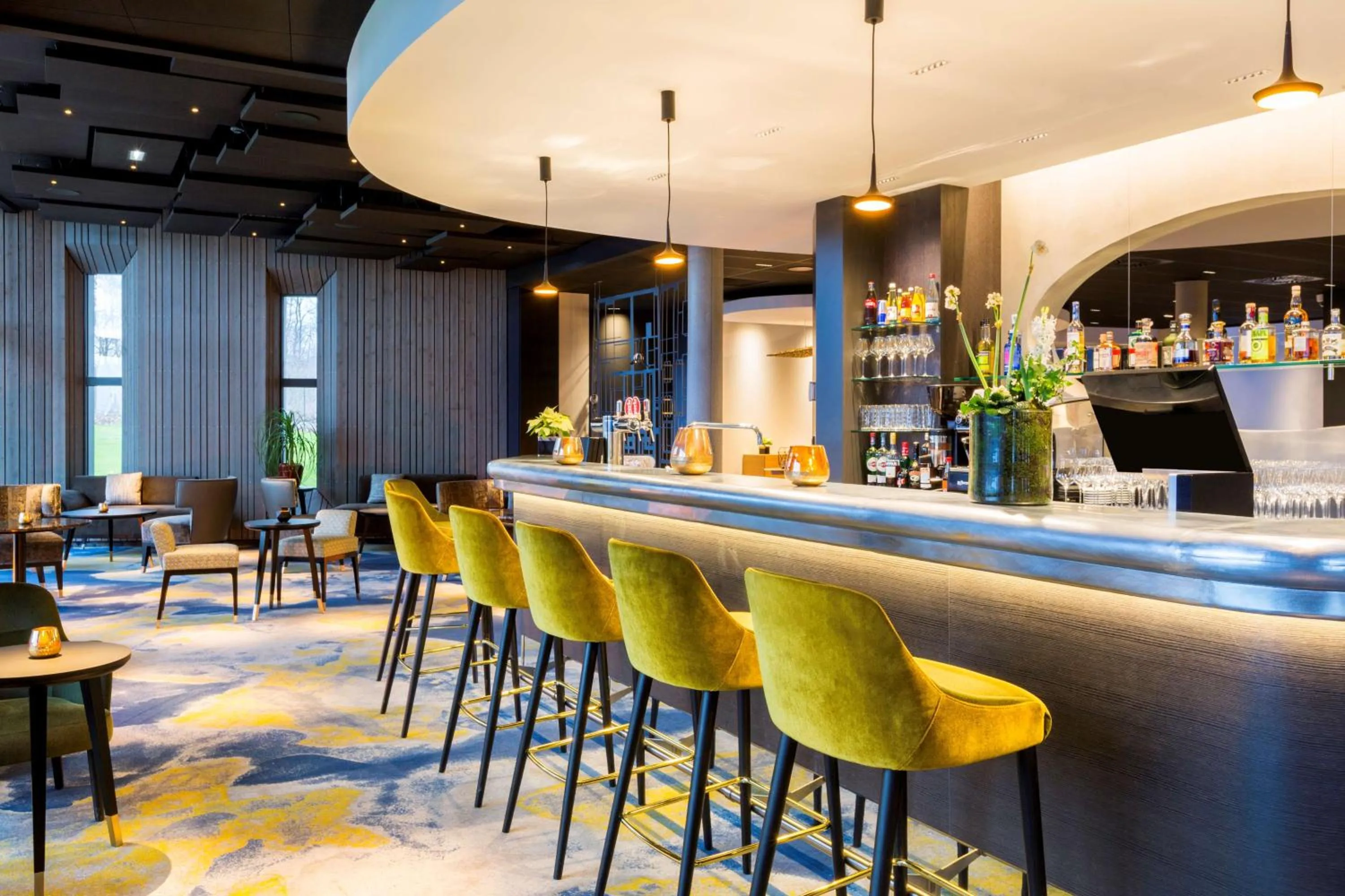 Lounge or bar in Best Western Plus Hotel & Restaurant Les Humanistes Colmar Nord