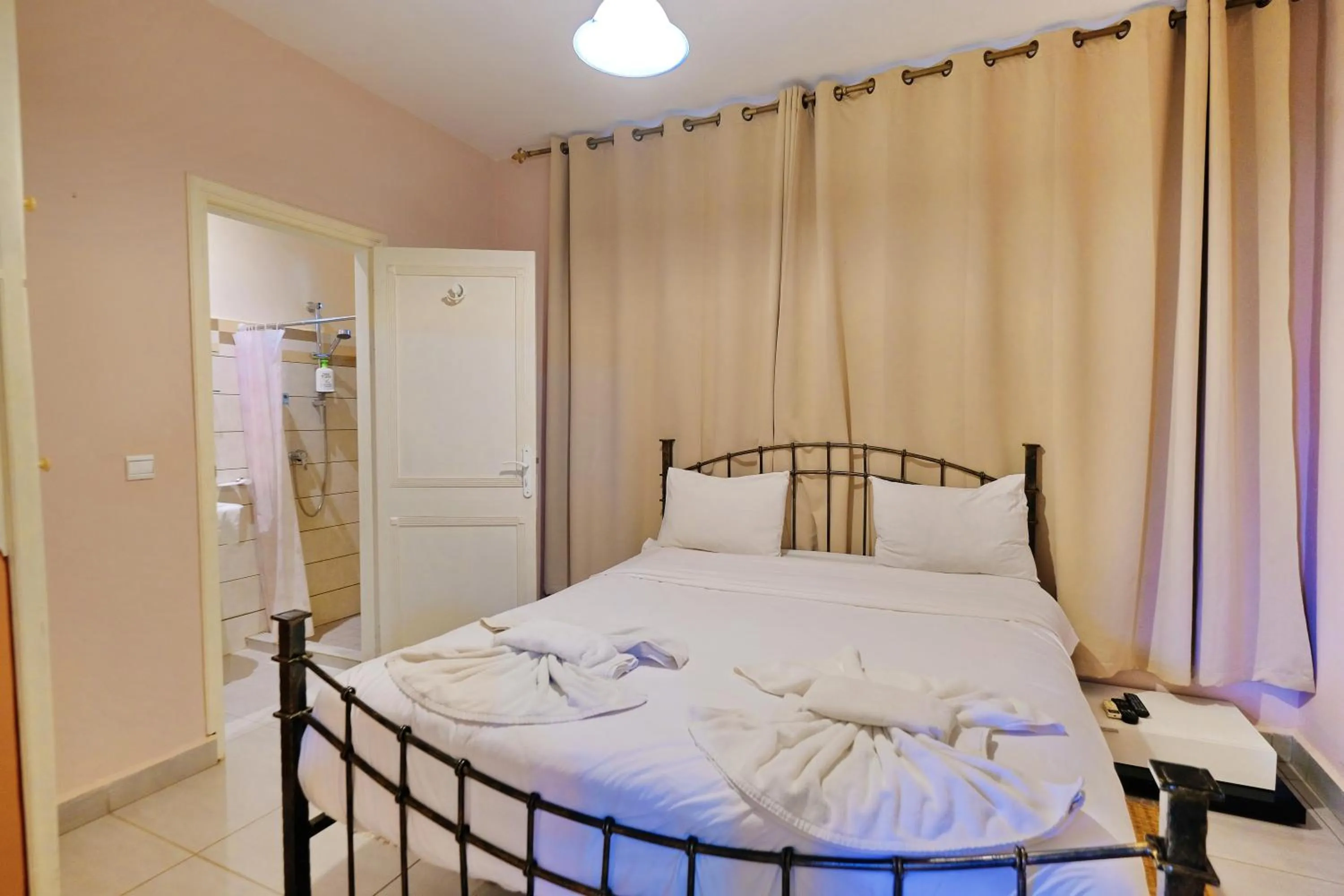 Bedroom, Bed in Hacienda Marrakech