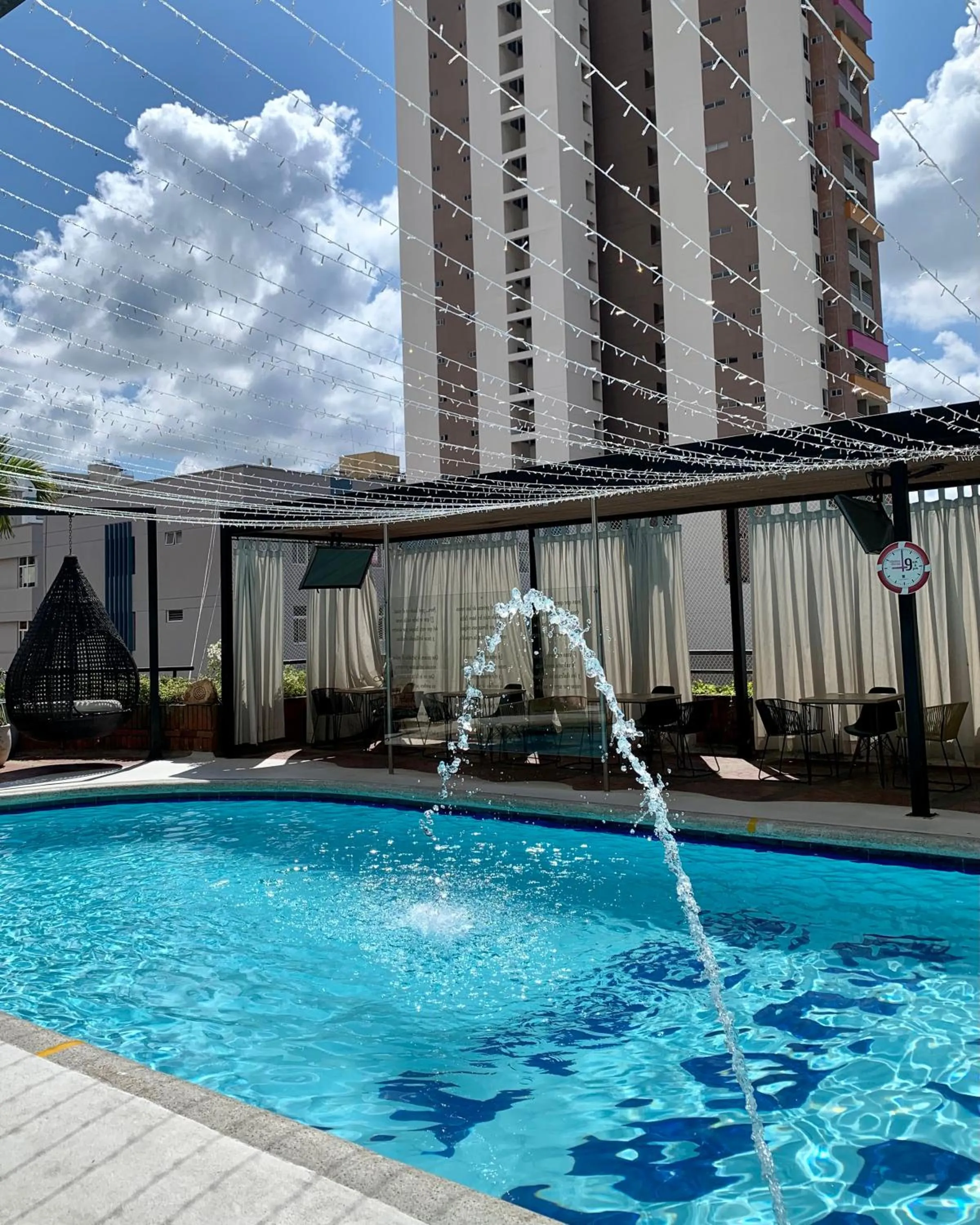 Swimming pool in Hotel Ciudad Bonita