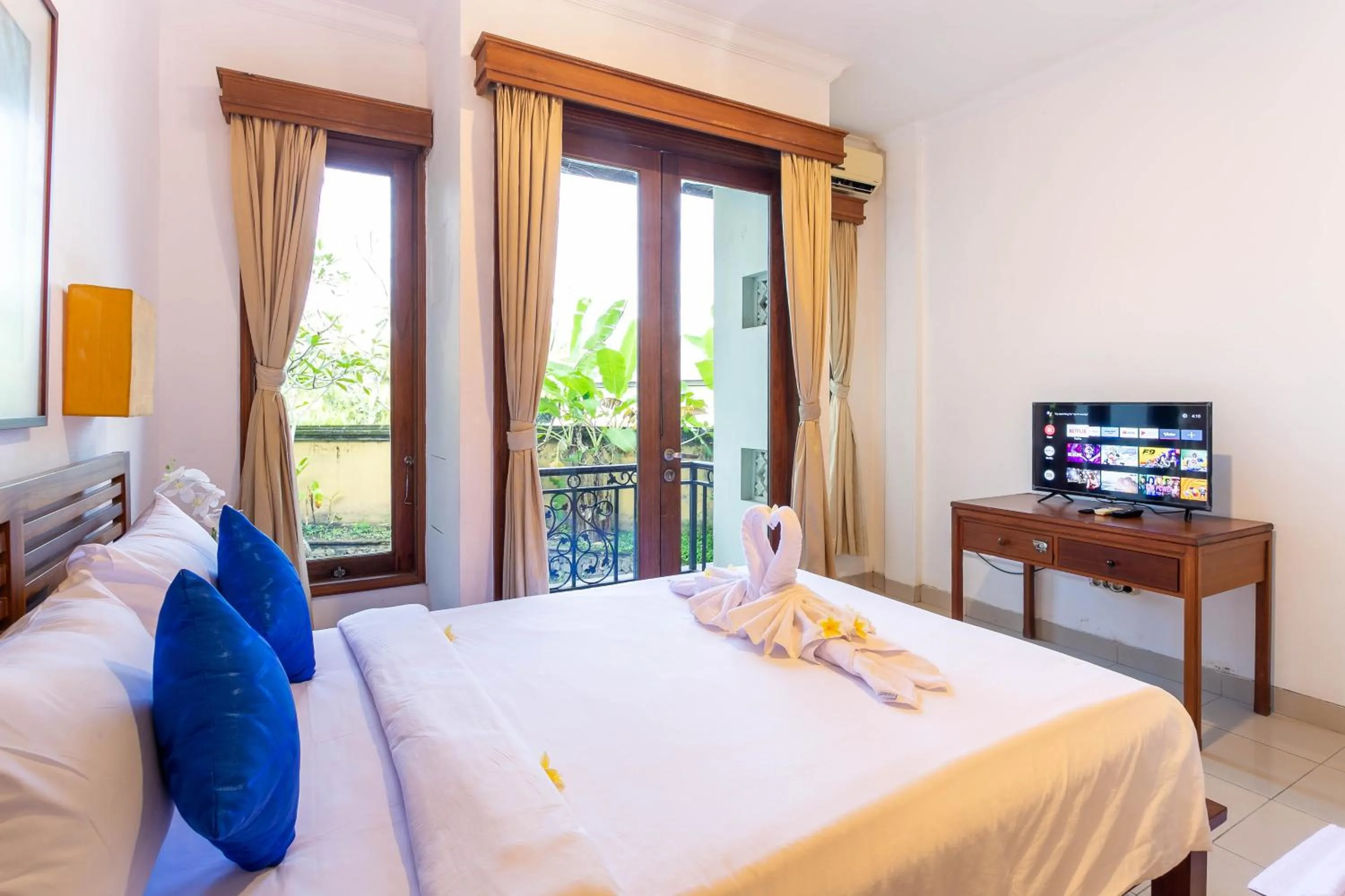 Bed in Starloka Saba Bali Hotel