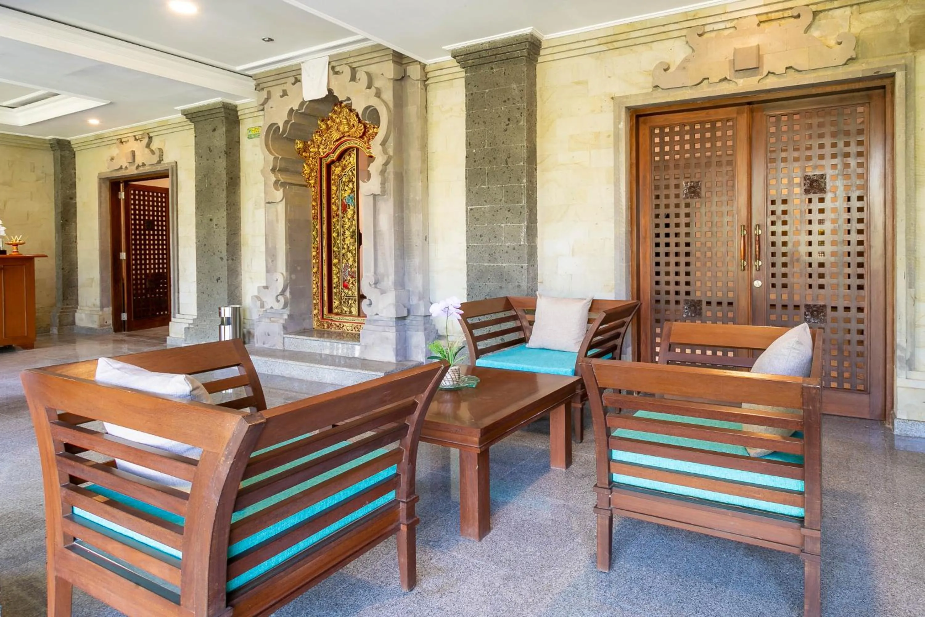 Seating area in Starloka Saba Bali Hotel