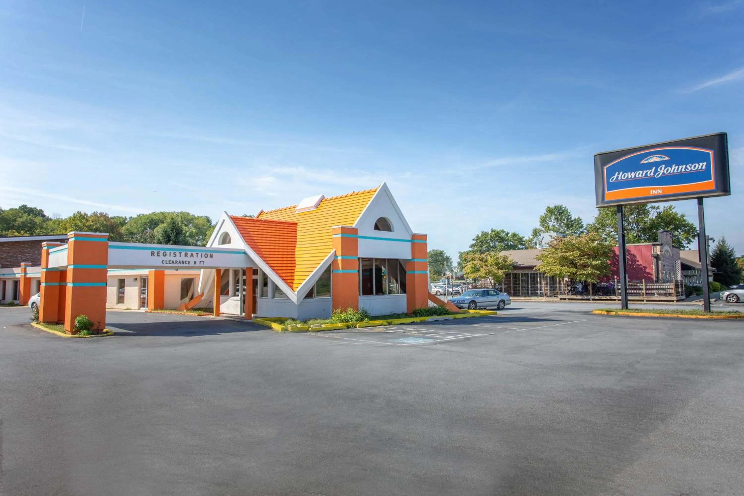 Property Building in Howard Johnson by Wyndham Harrisburg