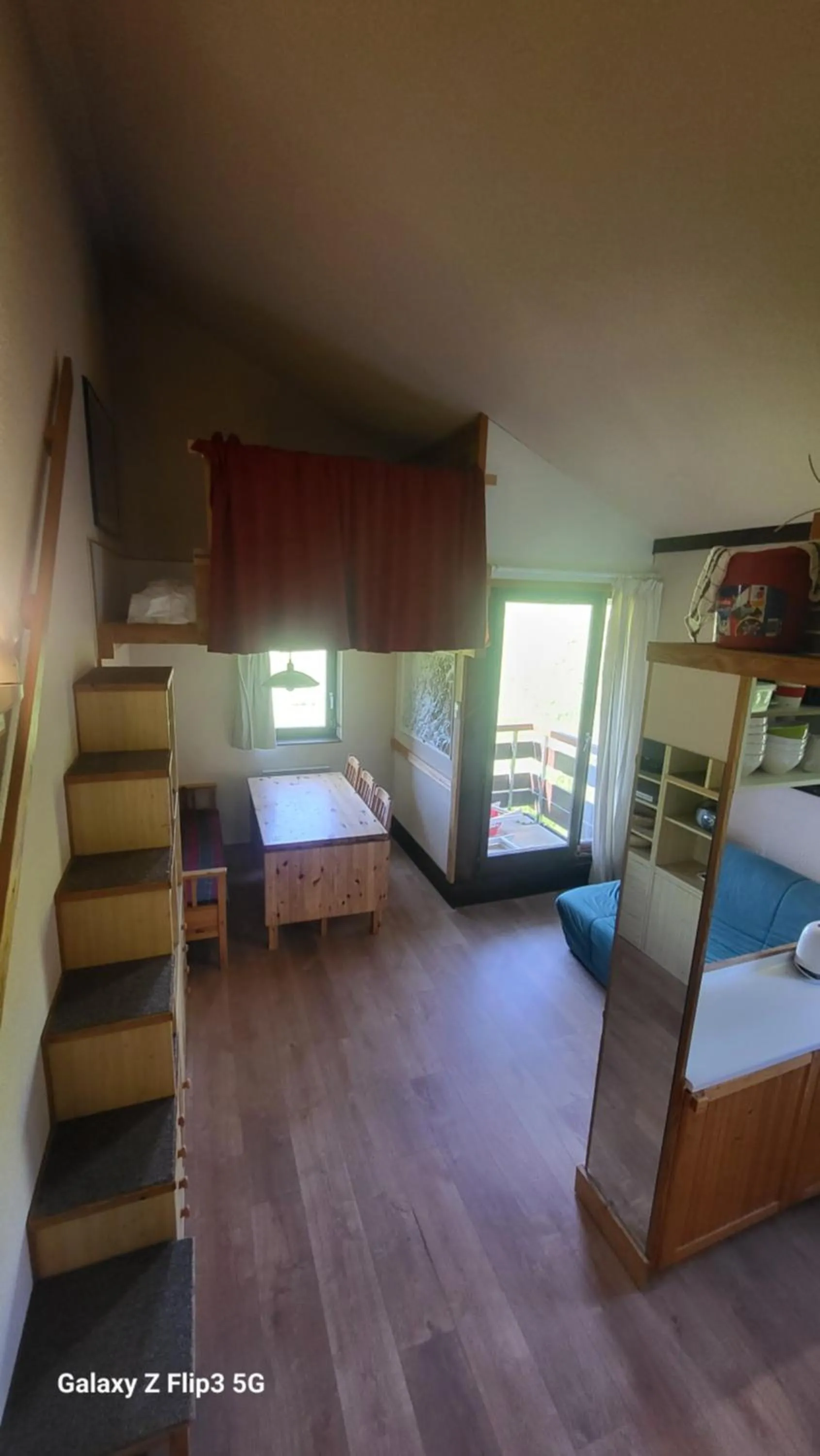 Bed in Ski Sun 3315
