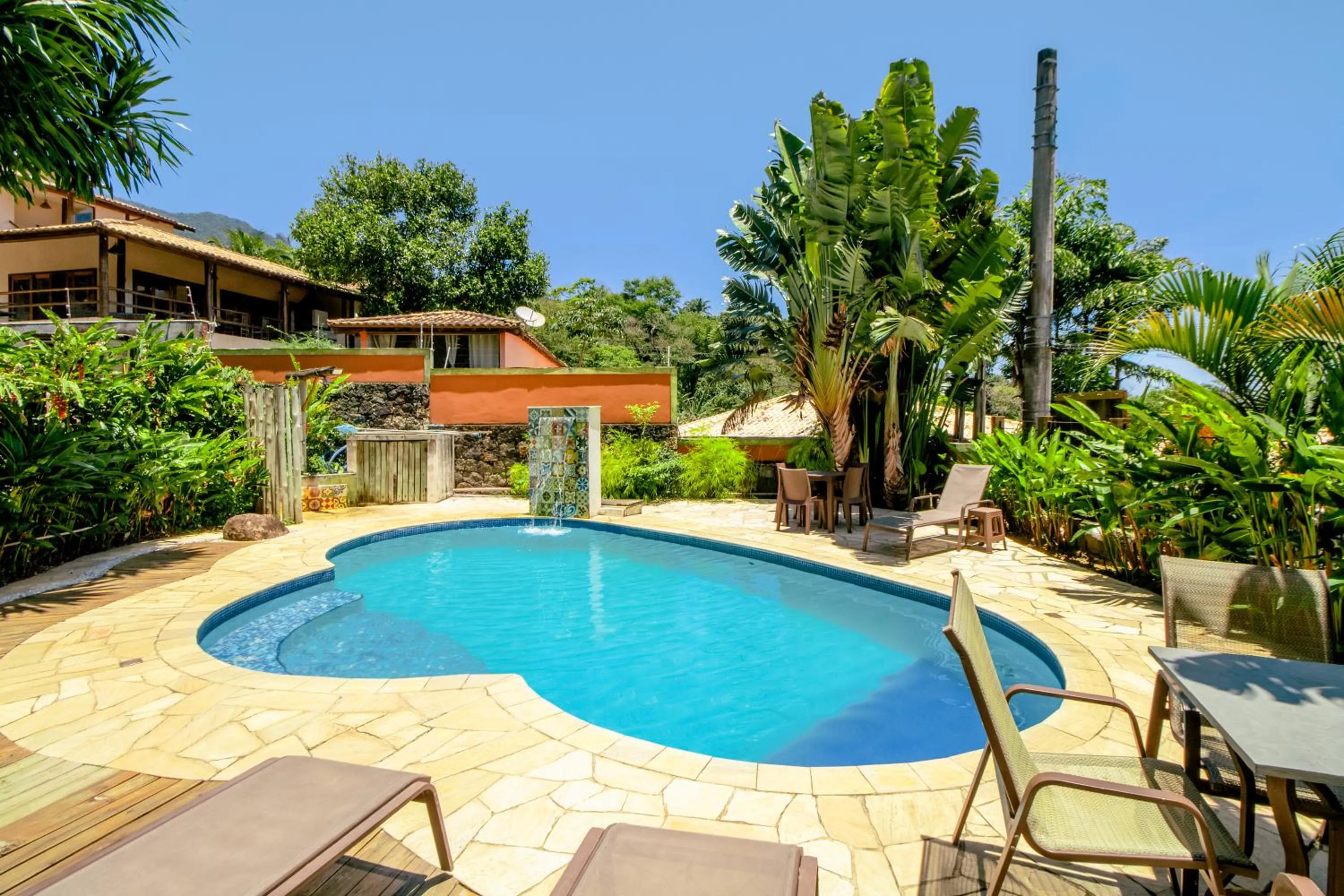 Property building in VELINN Pousada Catamarã Brasil