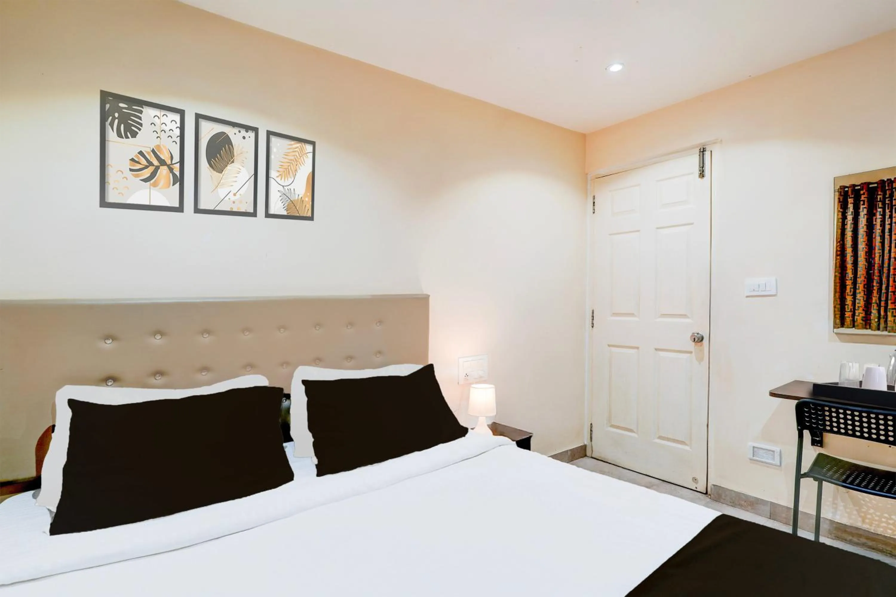 Bedroom, Bed in Super Hotel O Koramangala Near Sony Signal