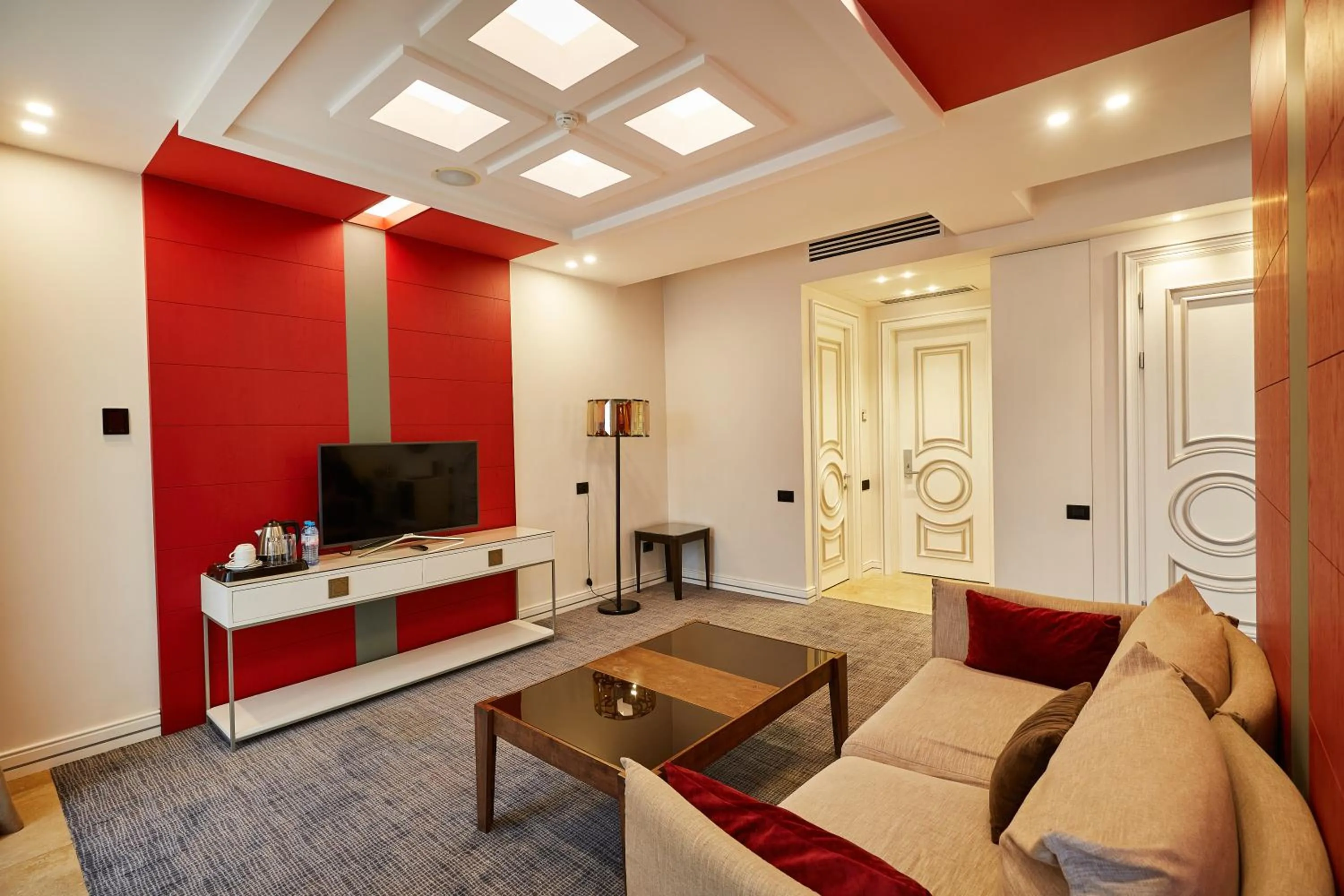 TV and multimedia in Aghababyan's Hotel