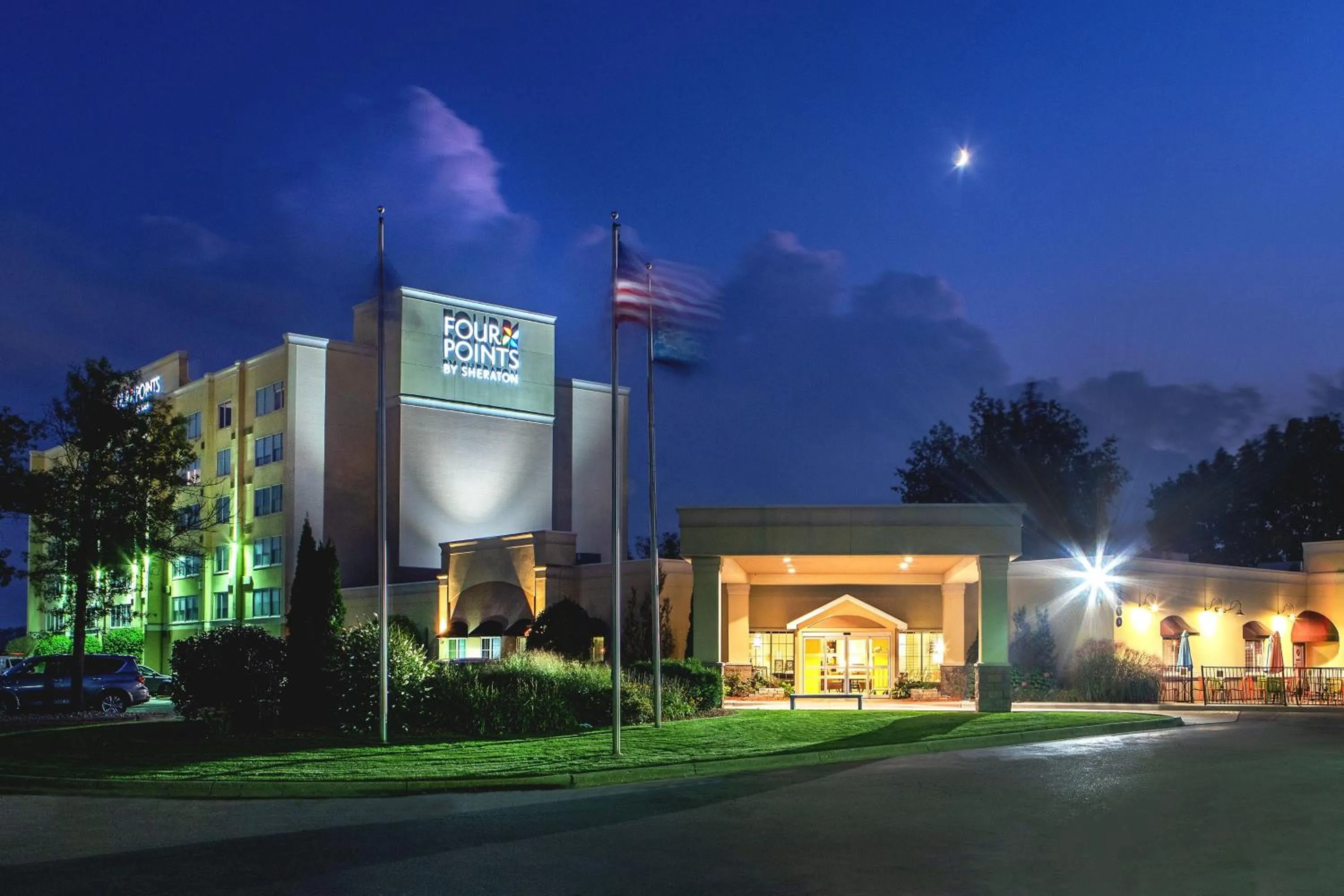 Property building in Four Points by Sheraton Kalamazoo