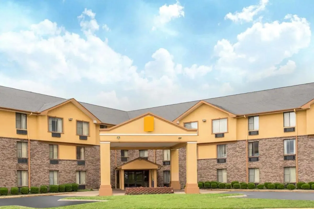 Super 8 by Wyndham Texarkana AR