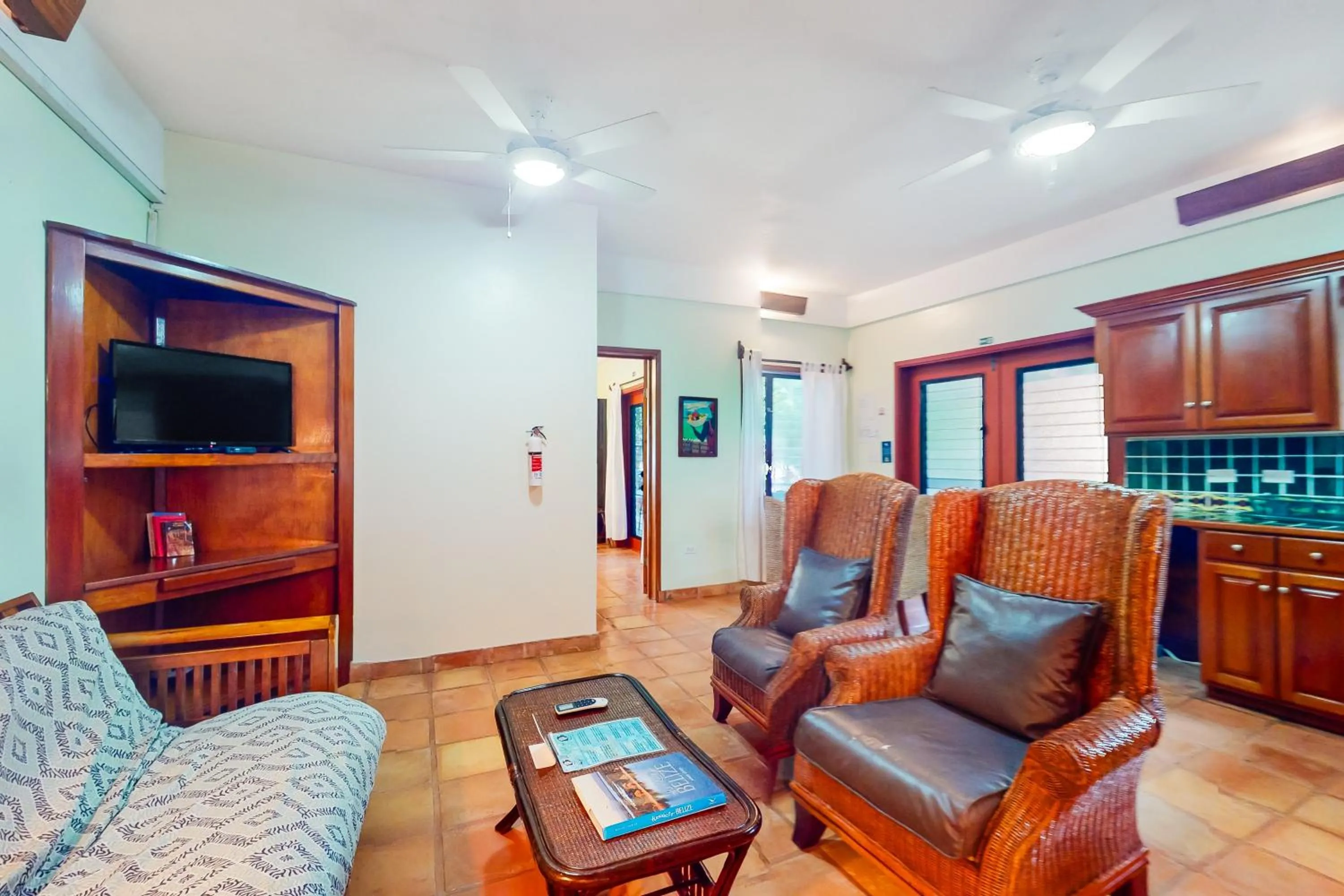 Condo #25 @ Beachside Villas