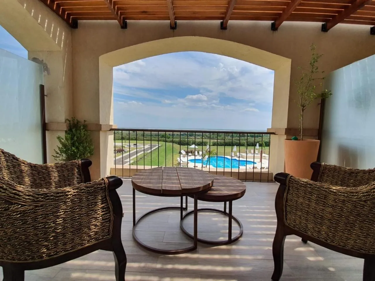 Balcony/Terrace in HOTEL TERMAS VICTORIA Wellness Spa