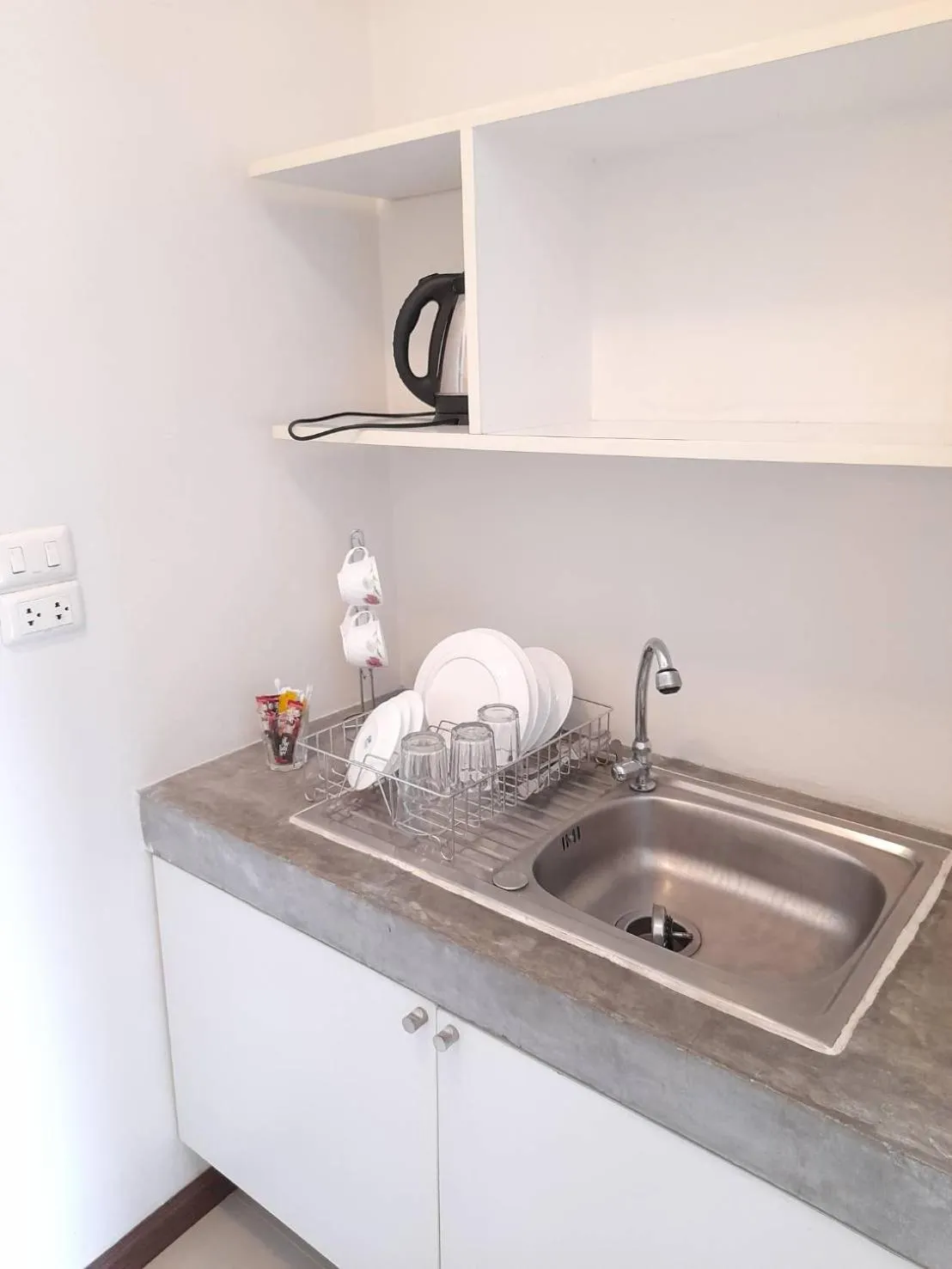 Kitchen or kitchenette in The September Salaya