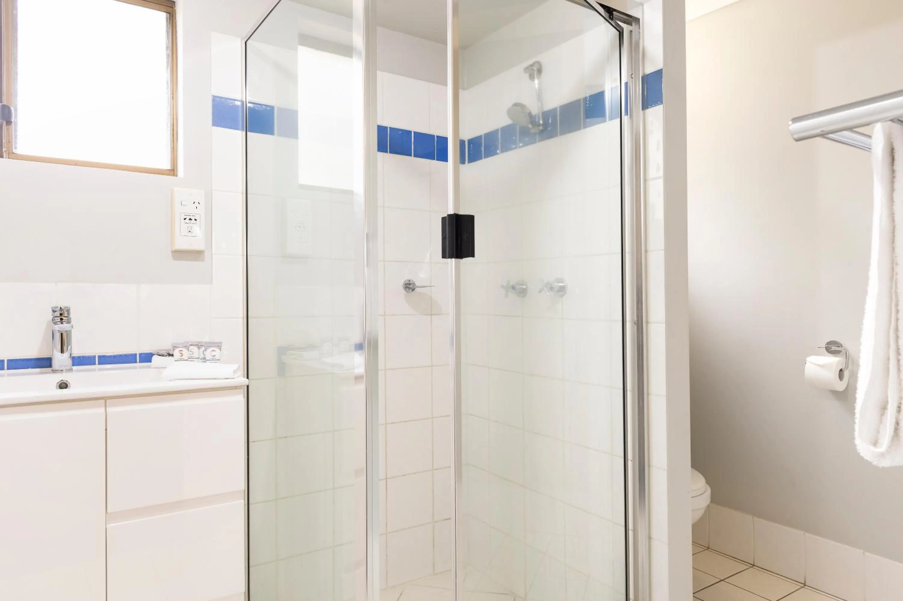 Shower in Country Motel Ipswich