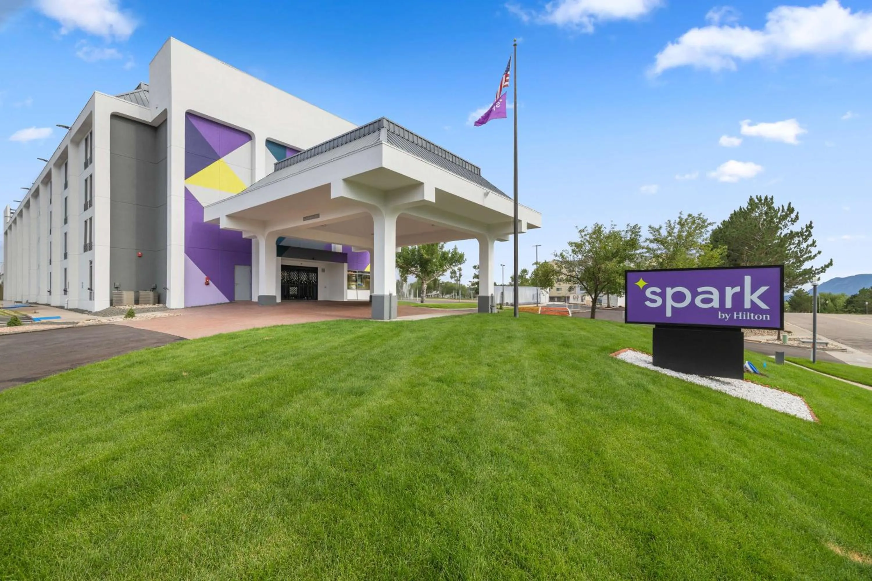 Property building in Spark by Hilton Colorado Springs I 25 Central