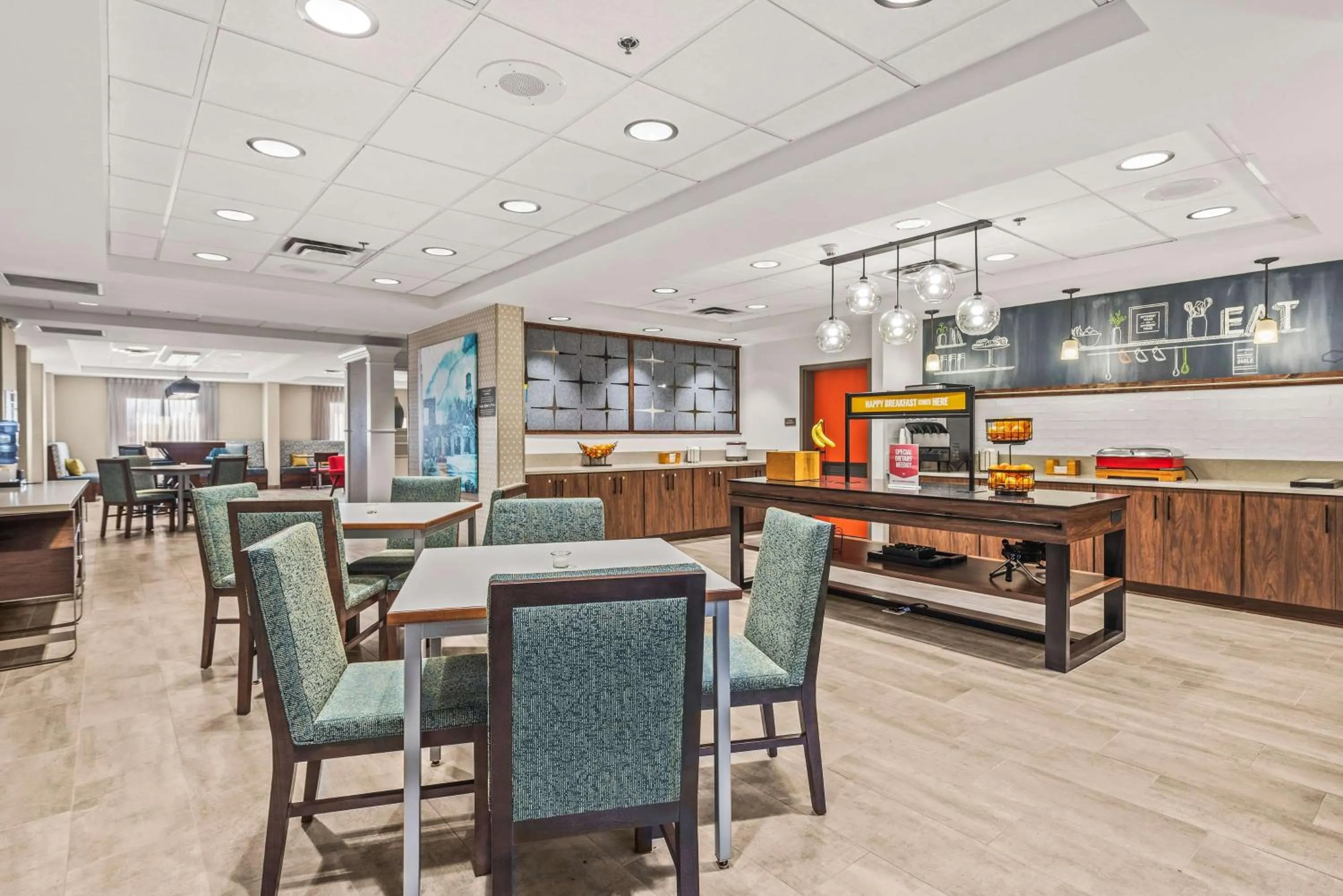 Breakfast in Hampton Inn Columbus-North